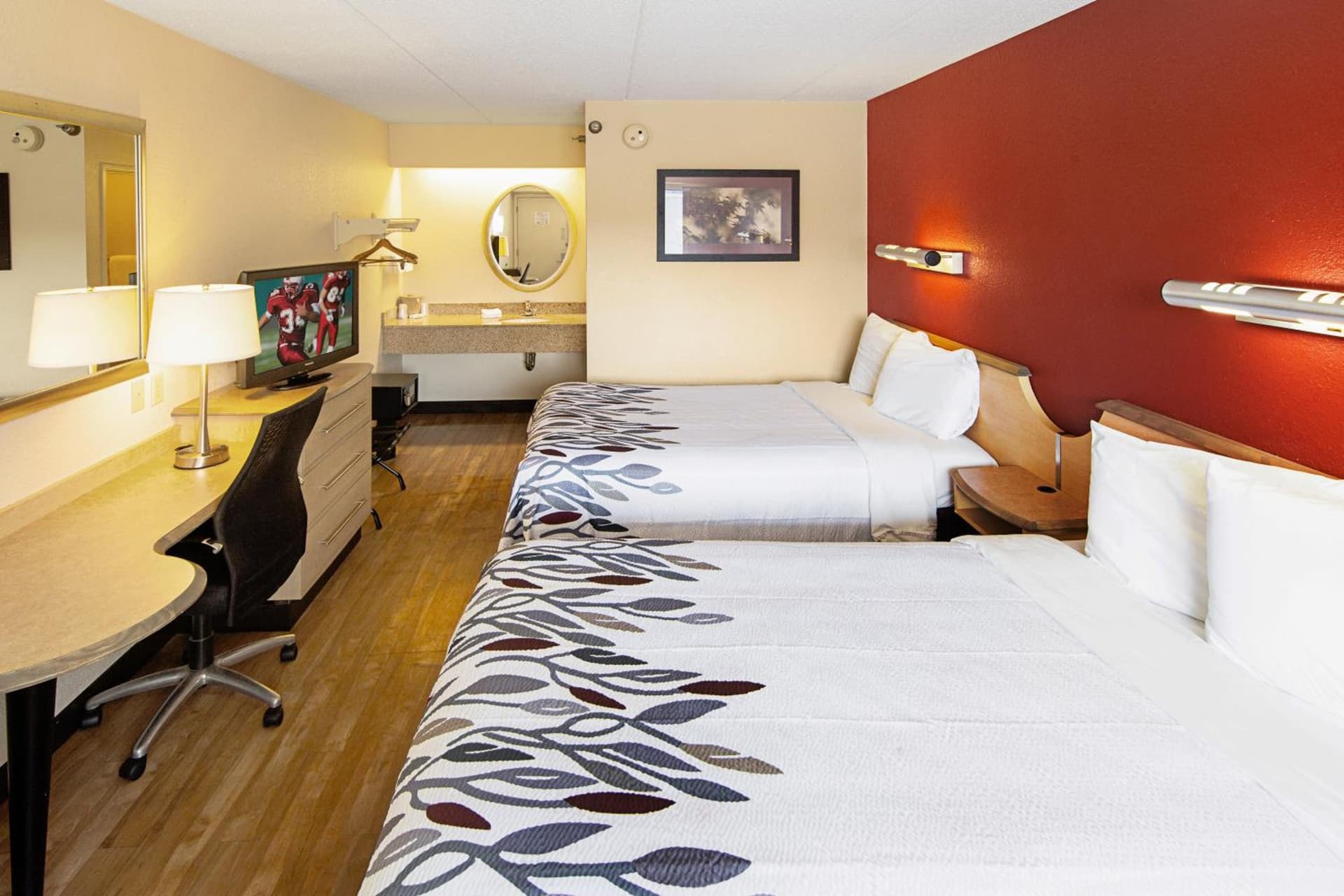 Red Roof Inn Utica gallery photo in Utica, NY — image 19
