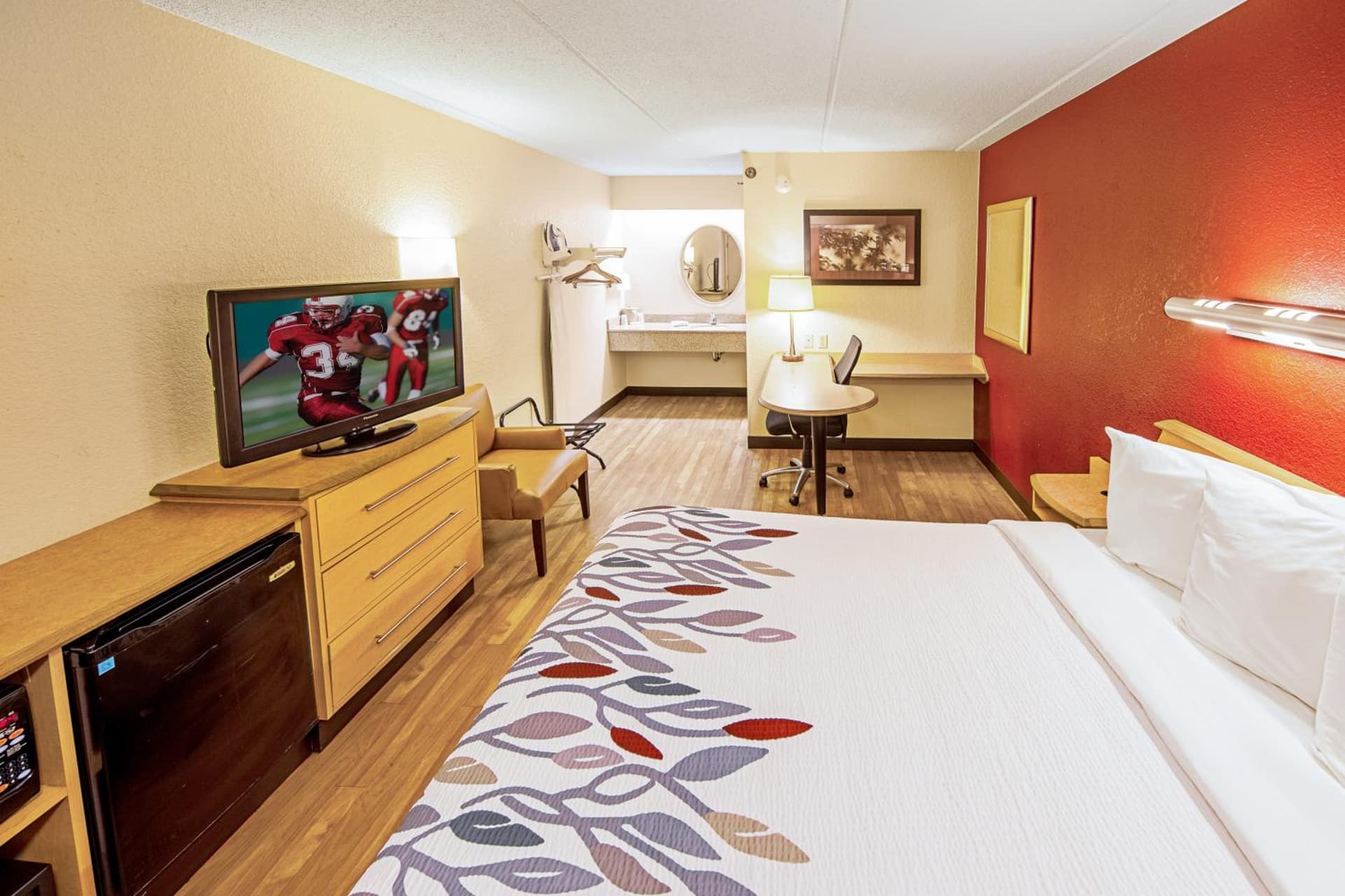 Red Roof Inn Utica gallery photo in Utica, NY — image 7