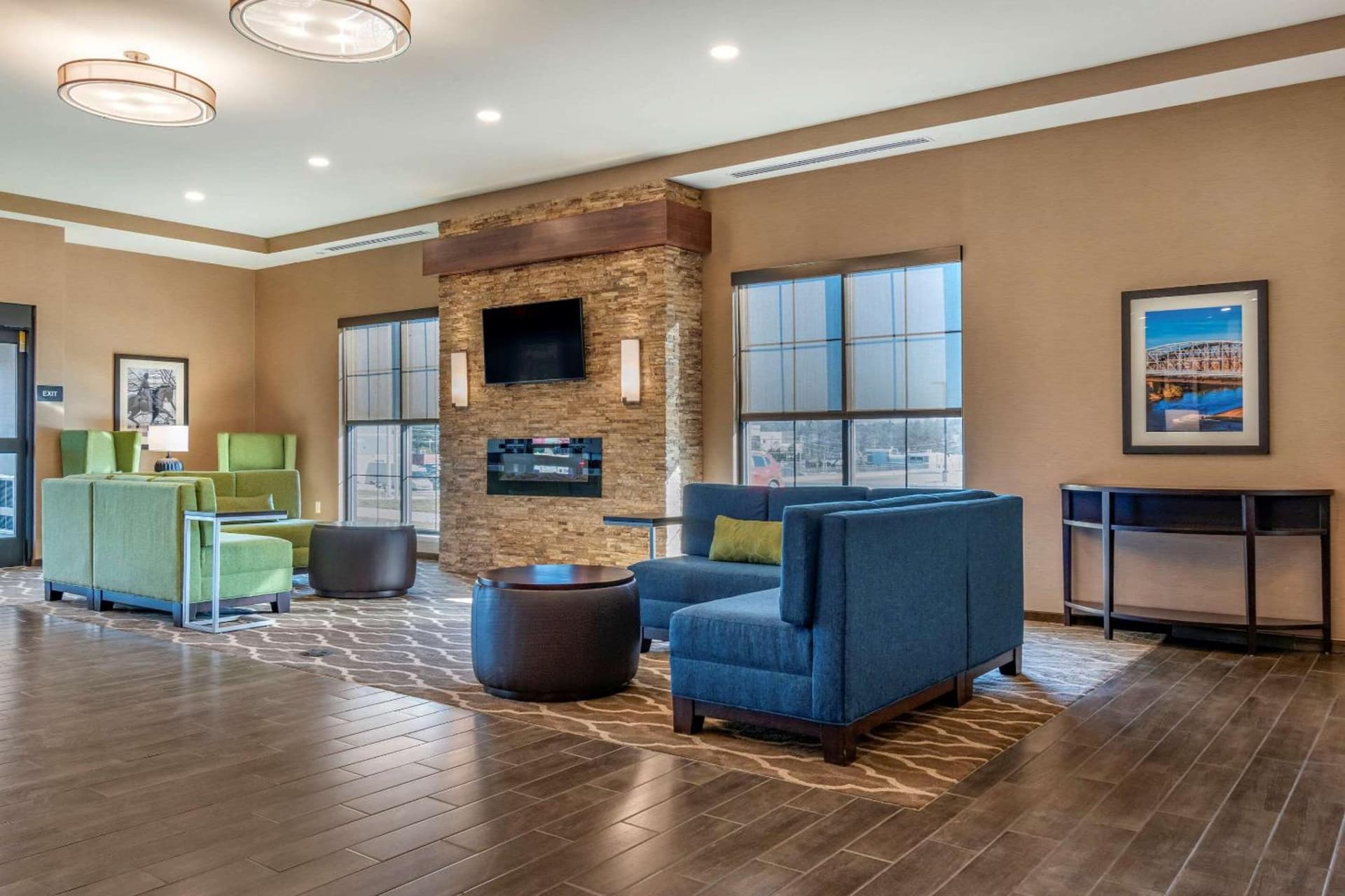 Comfort Suites Camp Hill-Harrisburg West gallery photo in Harrisburg, PA — image 27