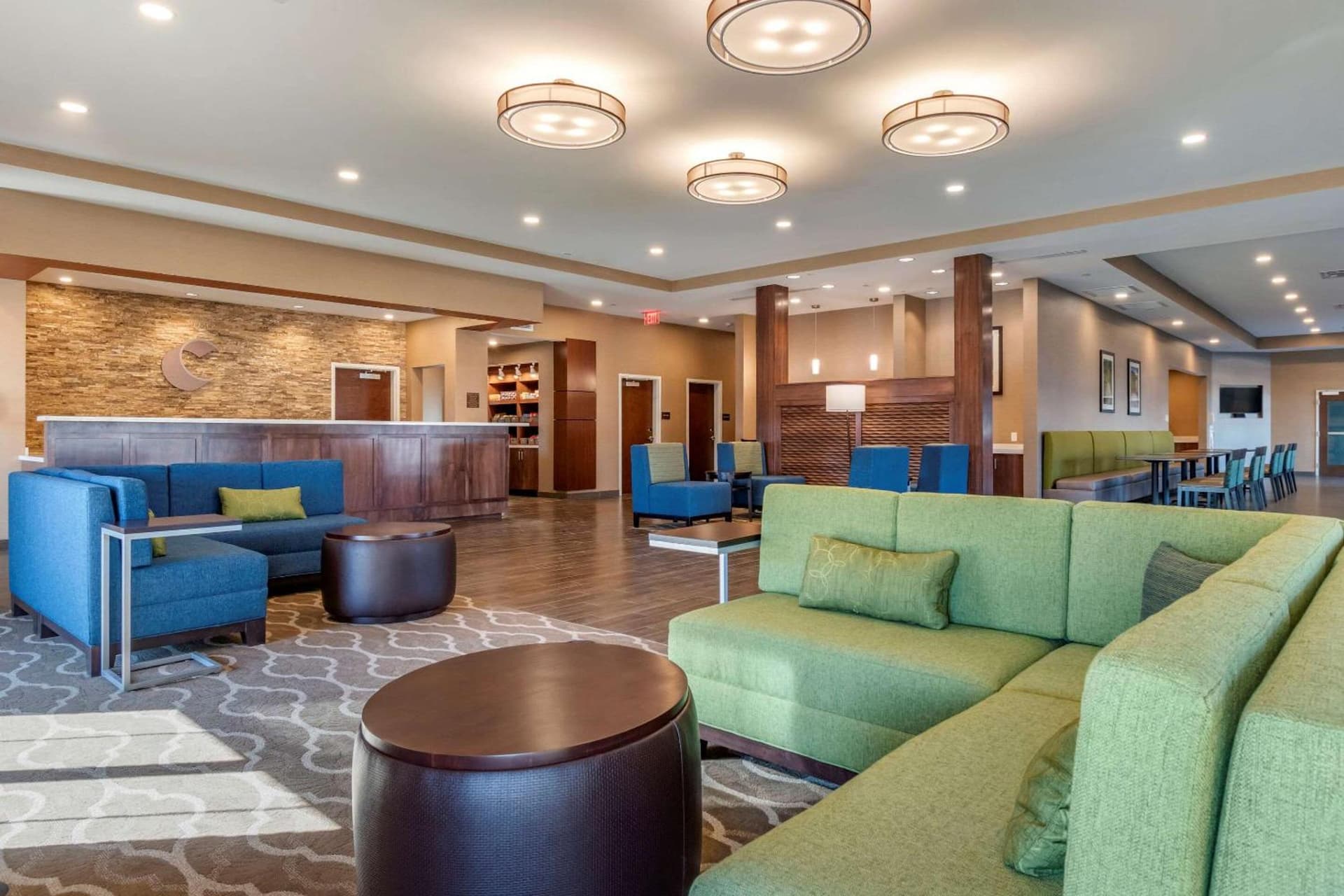 Comfort Suites Camp Hill-Harrisburg West property views in Harrisburg, PA — gallery photo 3