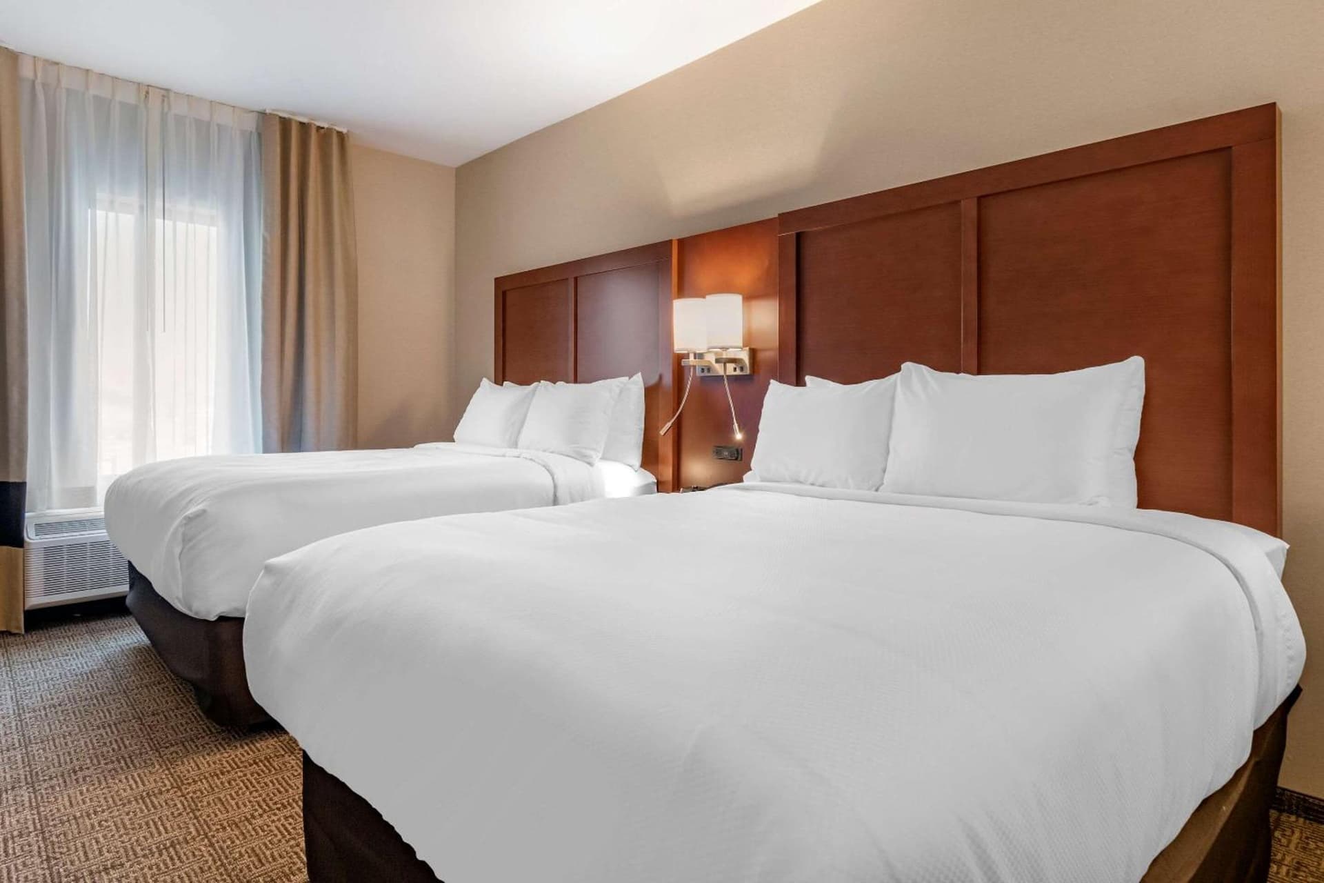 Comfort Suites Camp Hill-Harrisburg West gallery photo in Harrisburg, PA — image 4