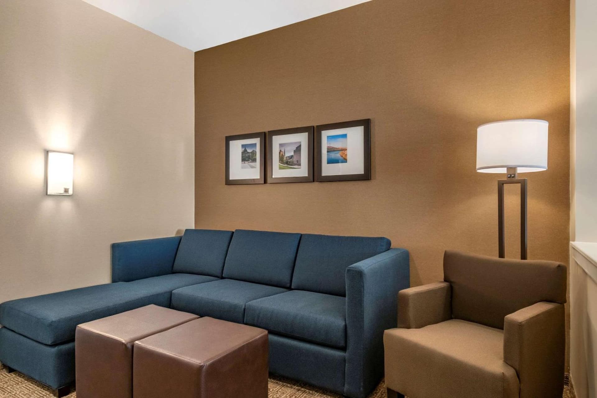 Comfort Suites Camp Hill-Harrisburg West gallery photo in Harrisburg, PA — image 24