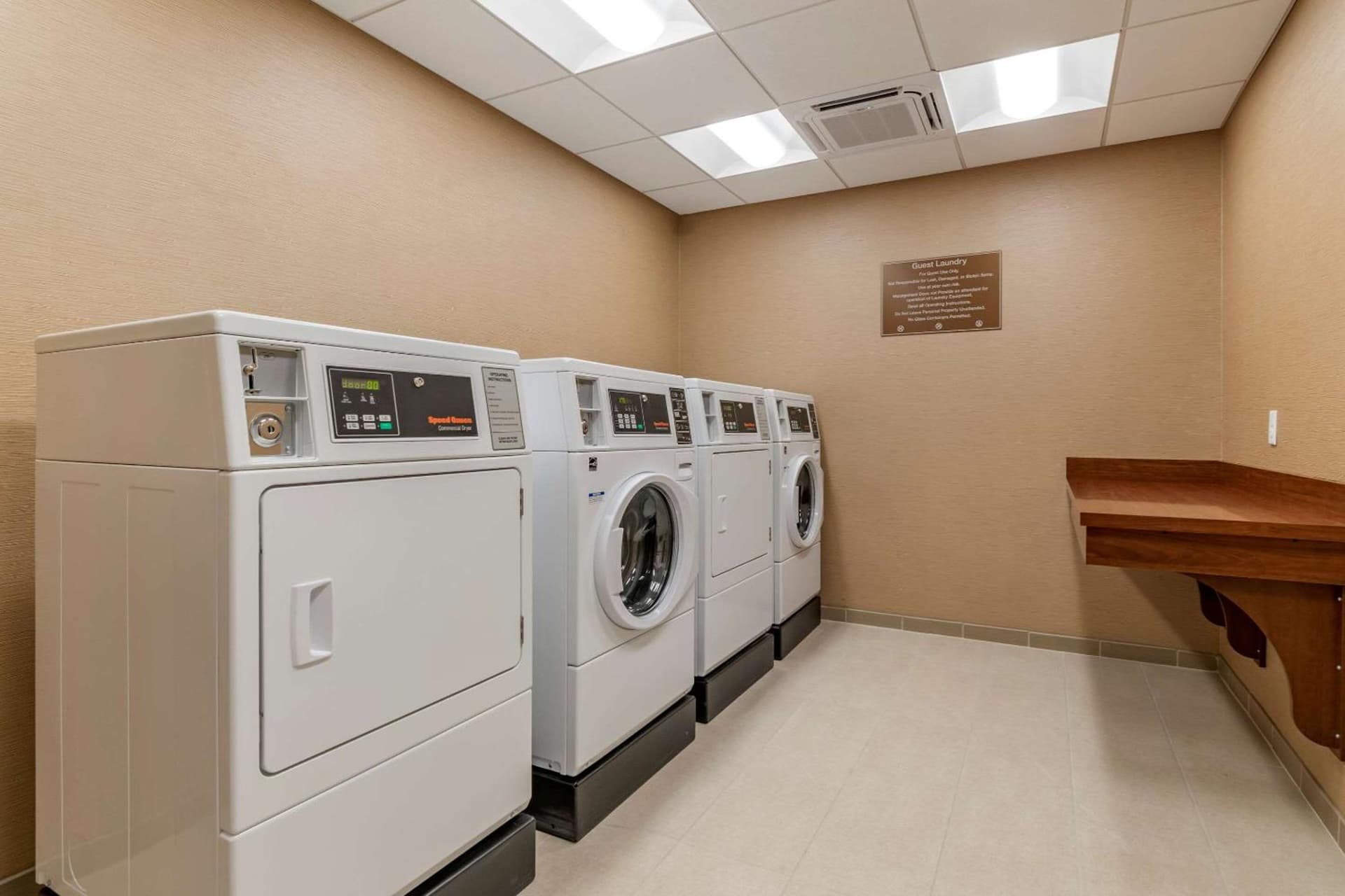 Comfort Suites Camp Hill-Harrisburg West gallery photo in Harrisburg, PA — image 9