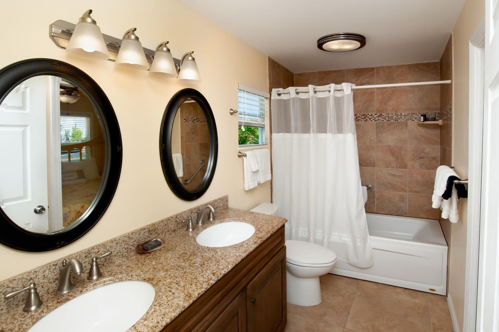 Cedar Cove Resort & Cottages gallery photo in Holmes Beach, FL — image 101