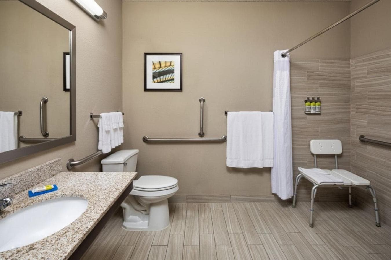 Holiday Inn Express Hotel & Suites Minneapolis - Minnetonka by IHG interior in Minnetonka, MN — gallery photo 2