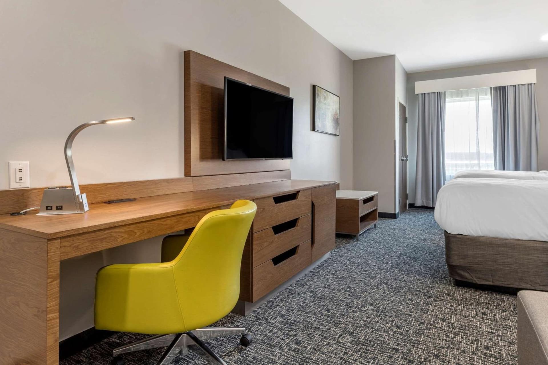 Comfort Suites Greenville Airport gallery photo in Greenville, SC — image 10