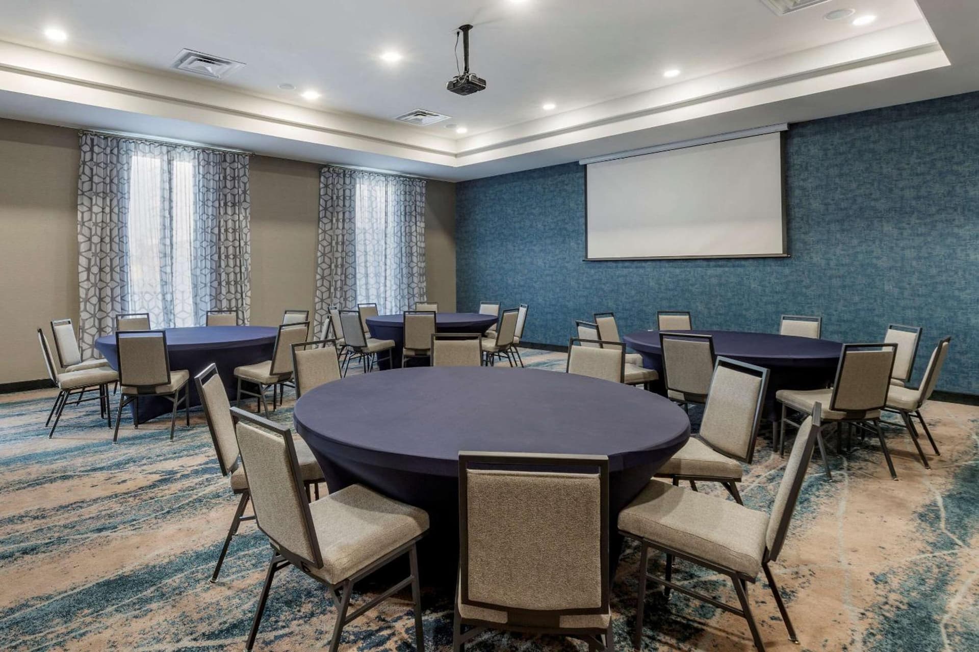 Comfort Suites Greenville Airport gallery photo in Greenville, SC — image 7
