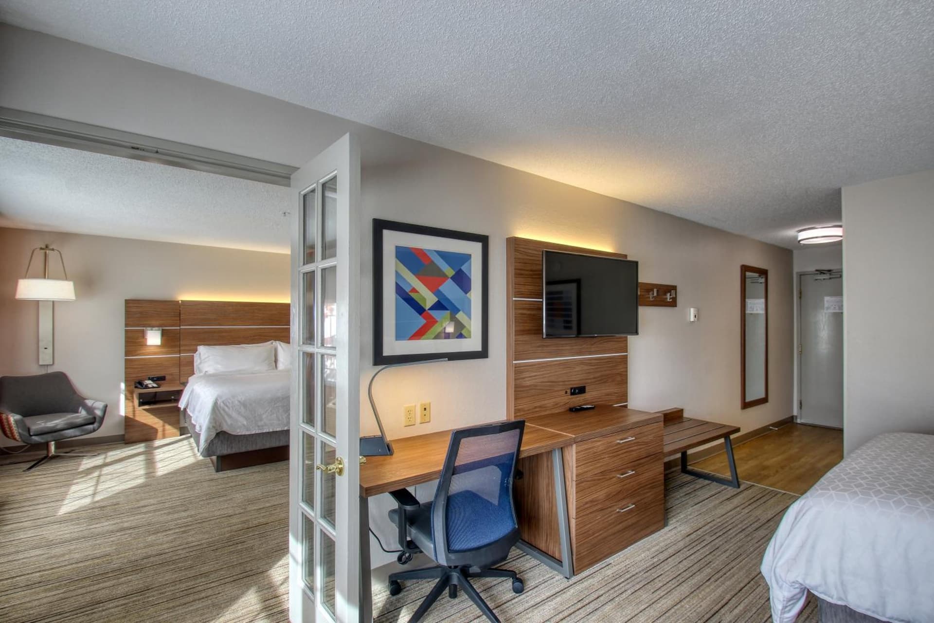 Holiday Inn Express Hotel & Suites Oshkosh by IHG gallery photo in Oshkosh, WI — image 44