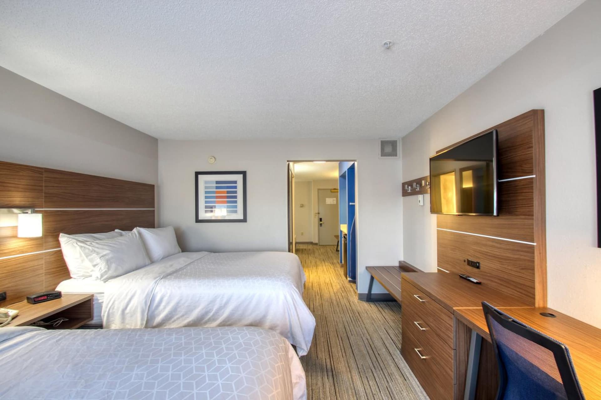 Holiday Inn Express Hotel & Suites Oshkosh by IHG gallery photo in Oshkosh, WI — image 54