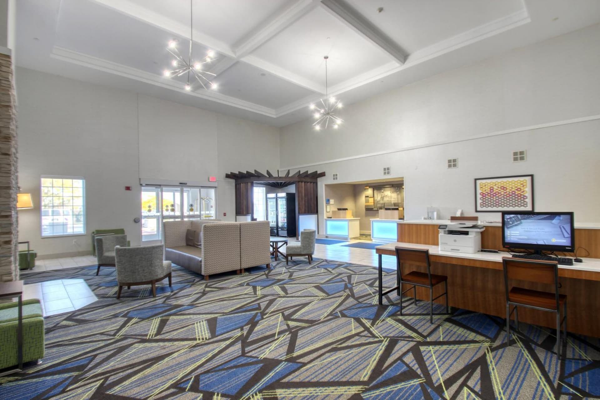 Holiday Inn Express Hotel & Suites Oshkosh by IHG gallery photo in Oshkosh, WI — image 27