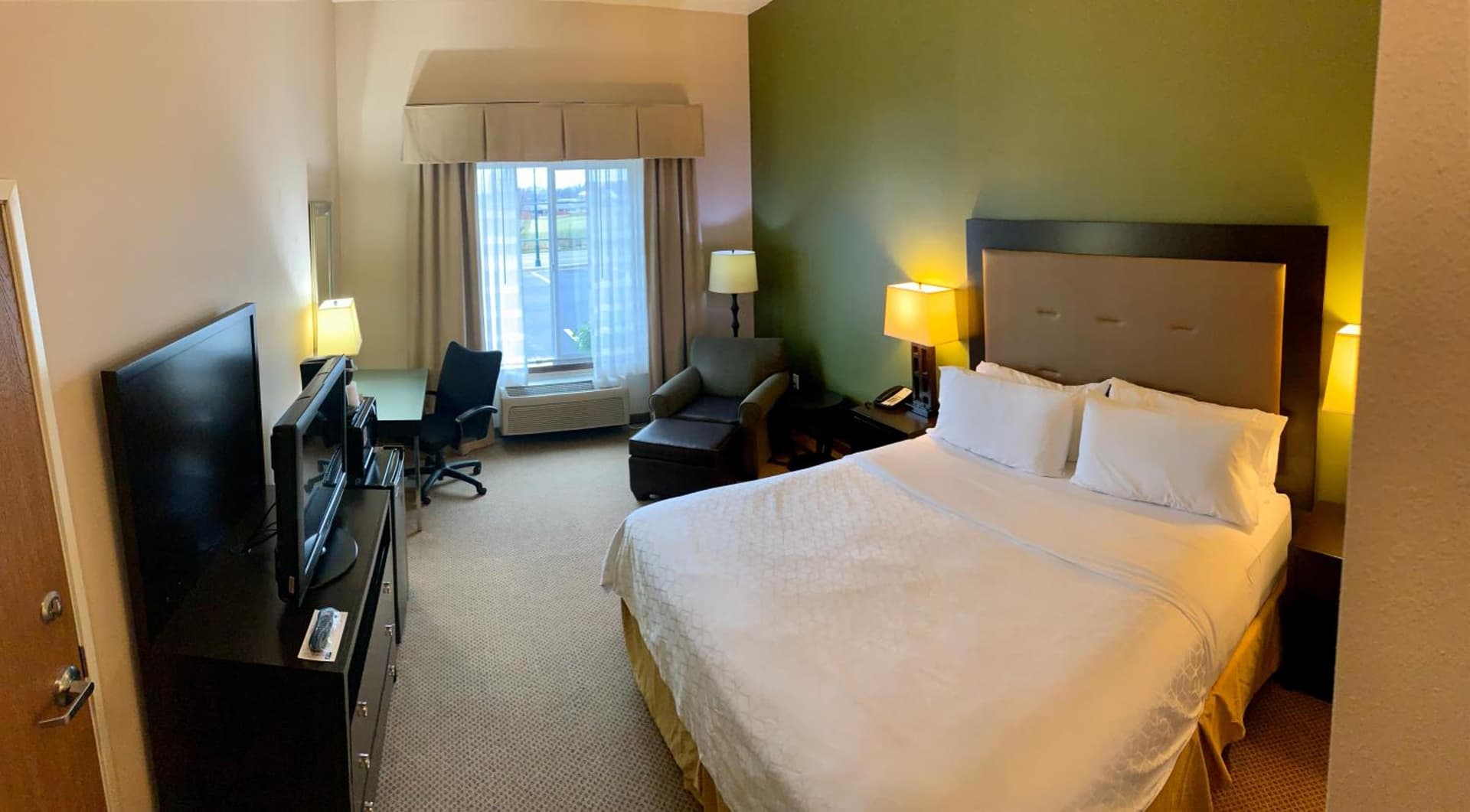 Holiday Inn Express Hotel & Suites North Sequim by IHG gallery photo in Sequim, WA — image 17