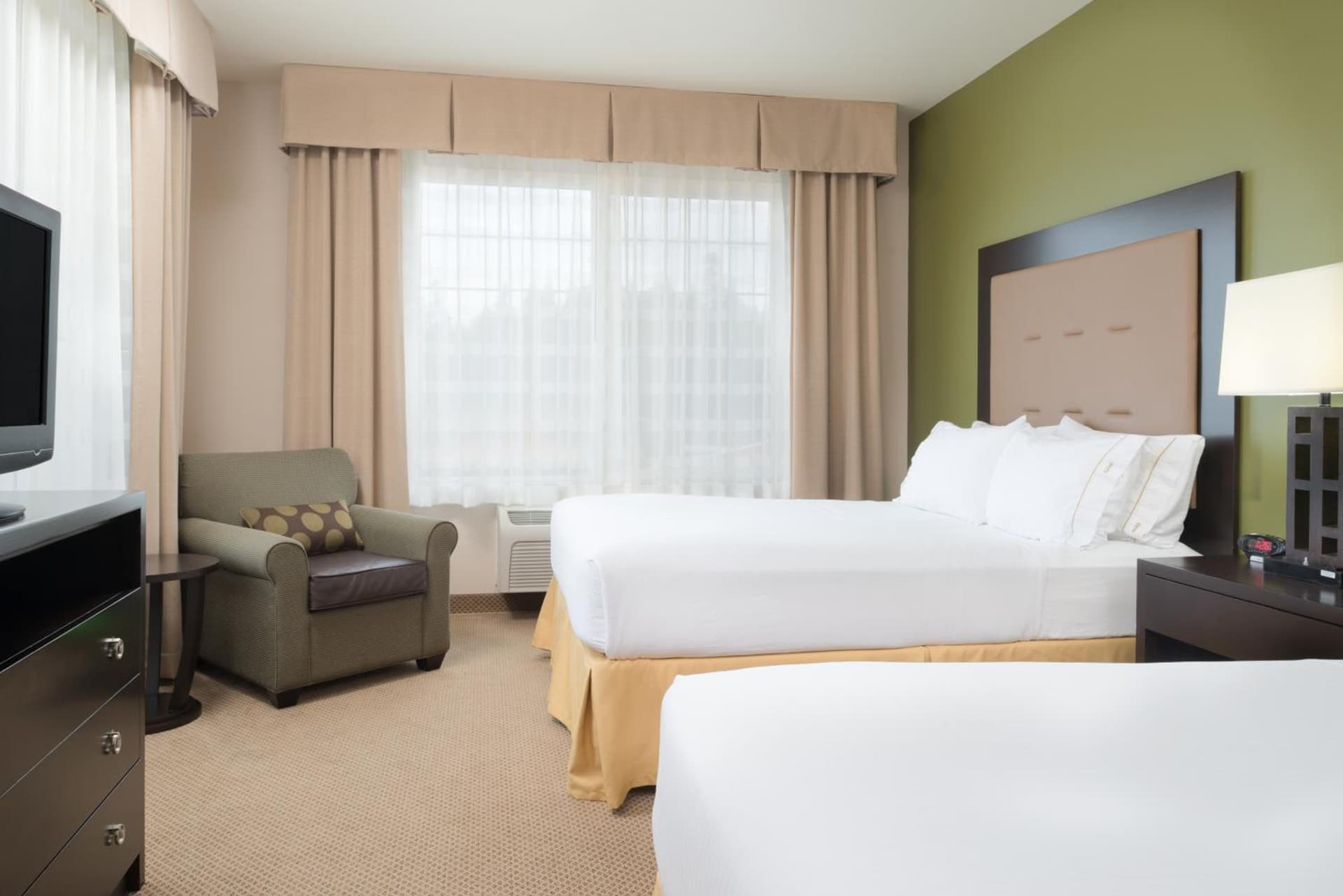 Holiday Inn Express Hotel & Suites North Sequim by IHG gallery photo in Sequim, WA — image 13
