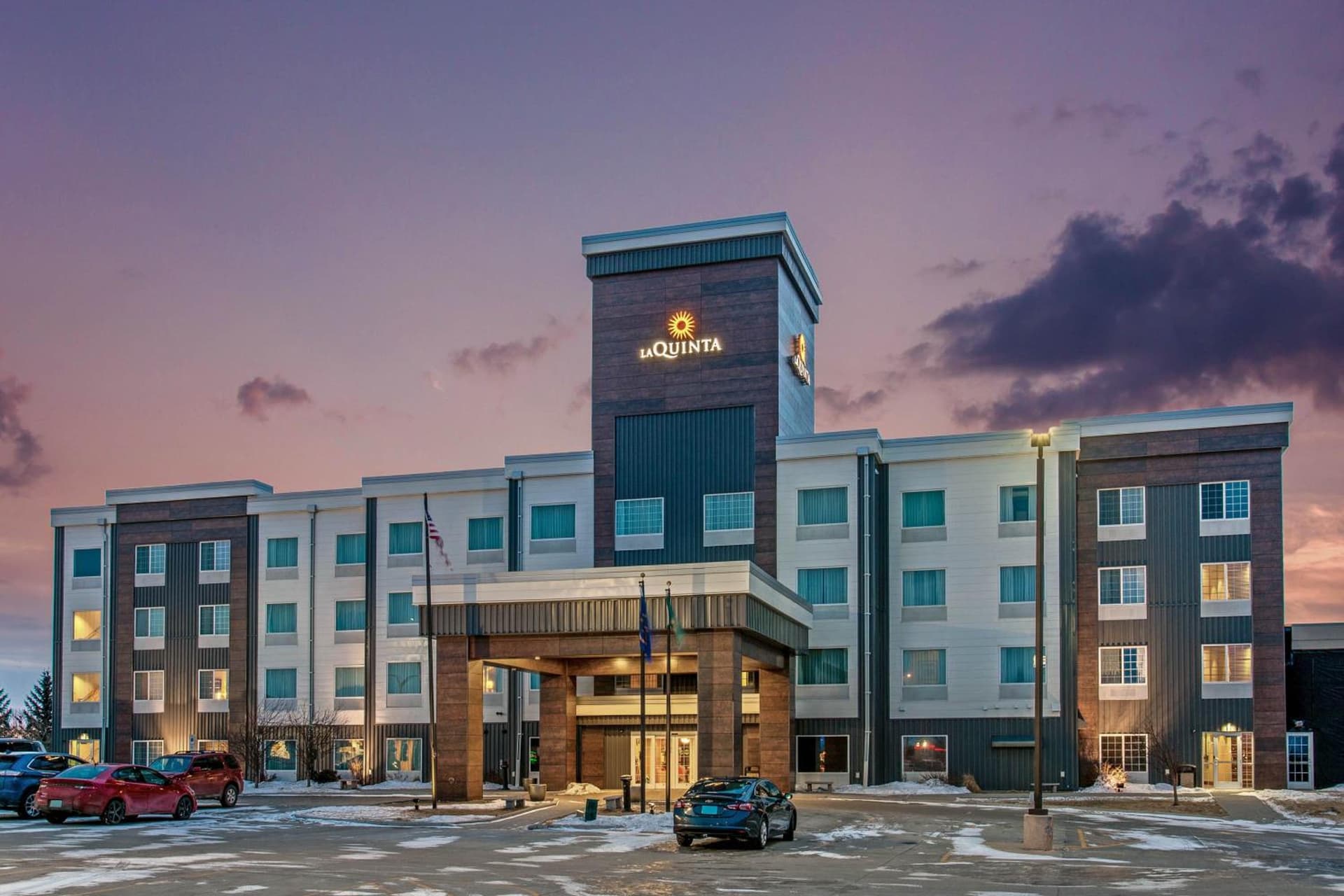 La Quinta by Wyndham Bismarck gallery photo in Bismarck, ND — image 17