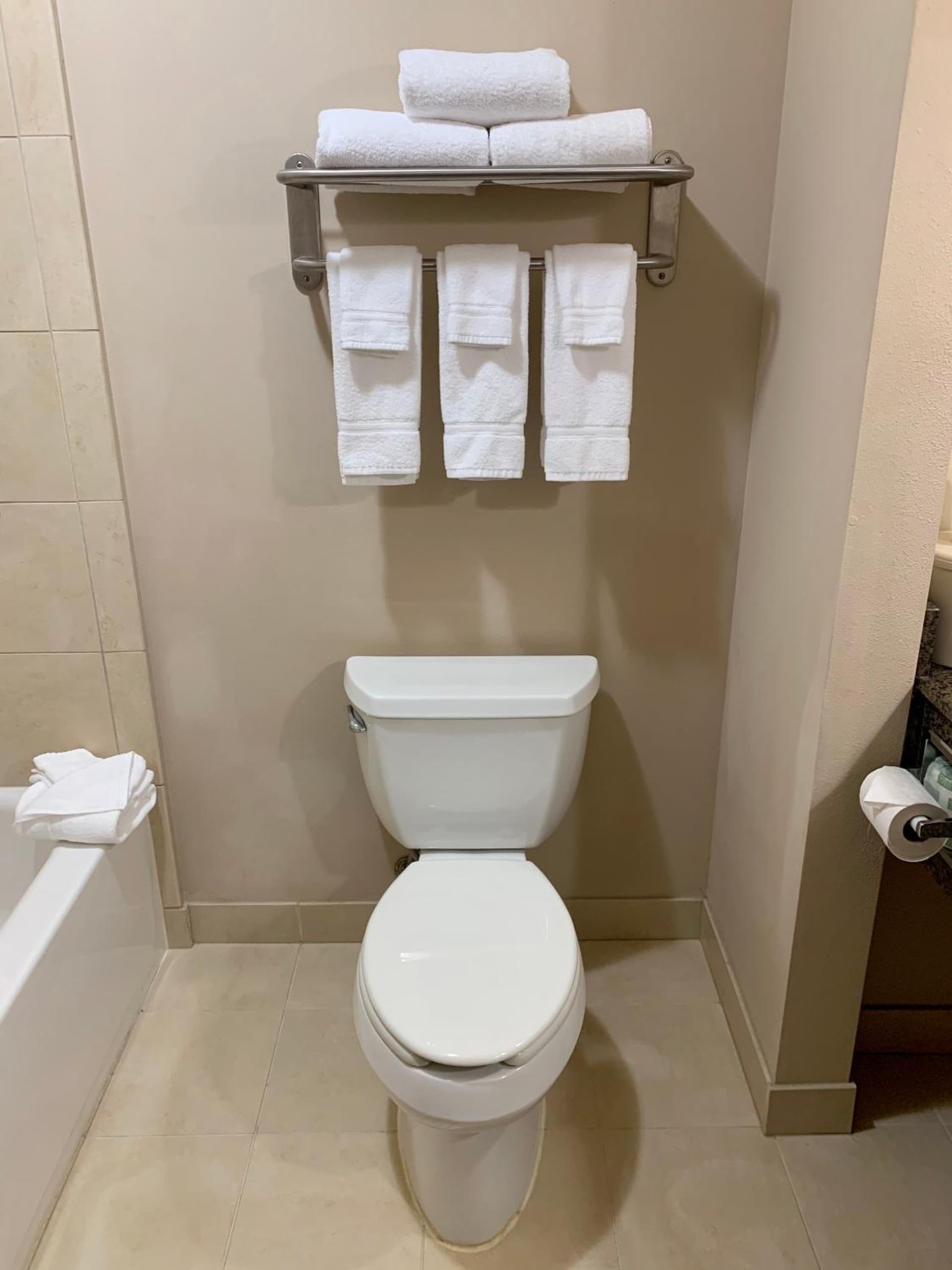 Holiday Inn Express Hotel & Suites North Sequim by IHG gallery photo in Sequim, WA — image 64