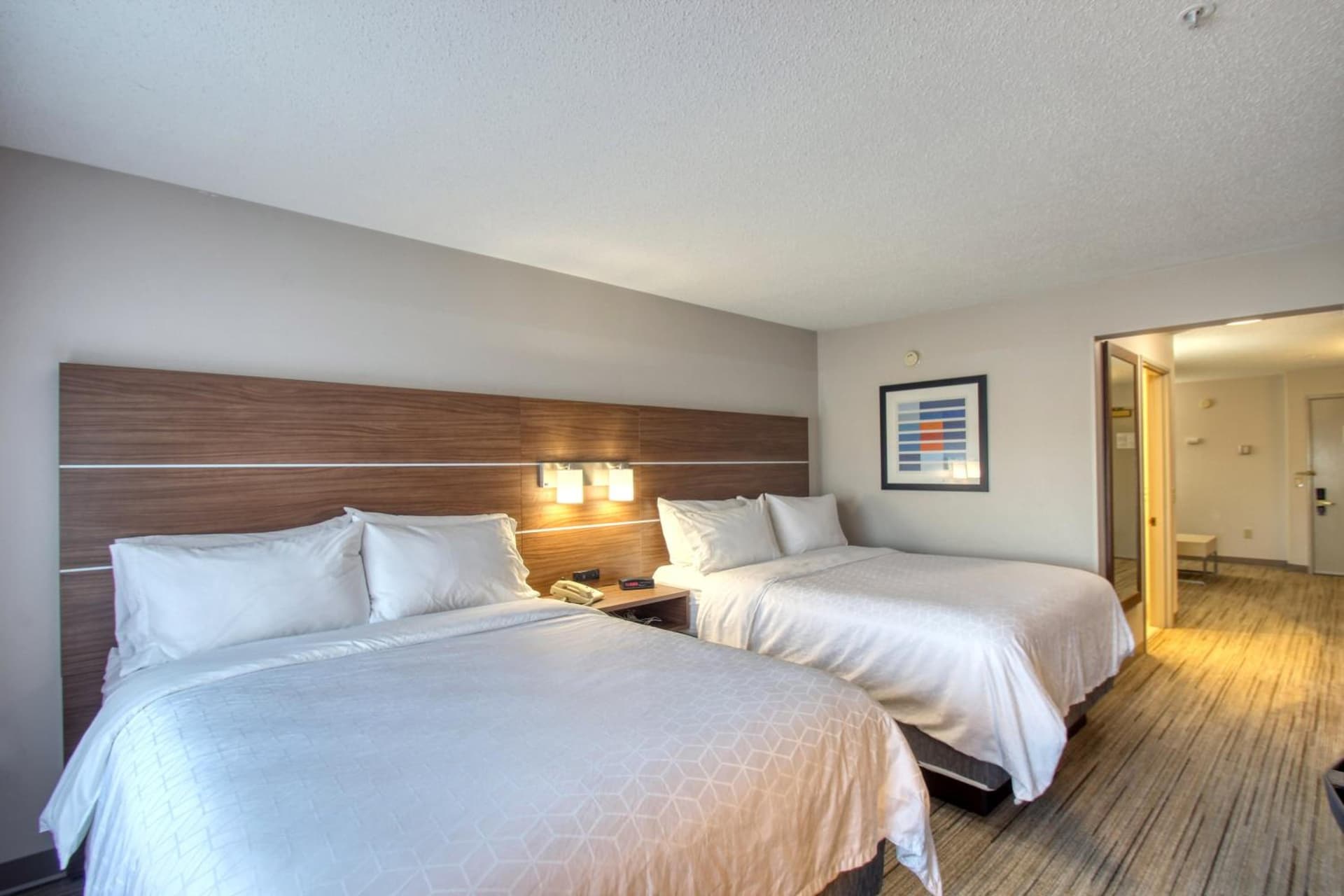 Holiday Inn Express Hotel & Suites Oshkosh by IHG gallery photo in Oshkosh, WI — image 21