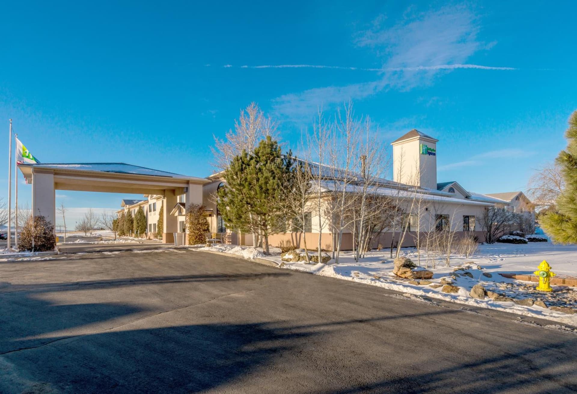 Holiday Inn Express Hotel & Suites Raton by IHG featured exterior or lobby in Raton, NM — similar hotel
