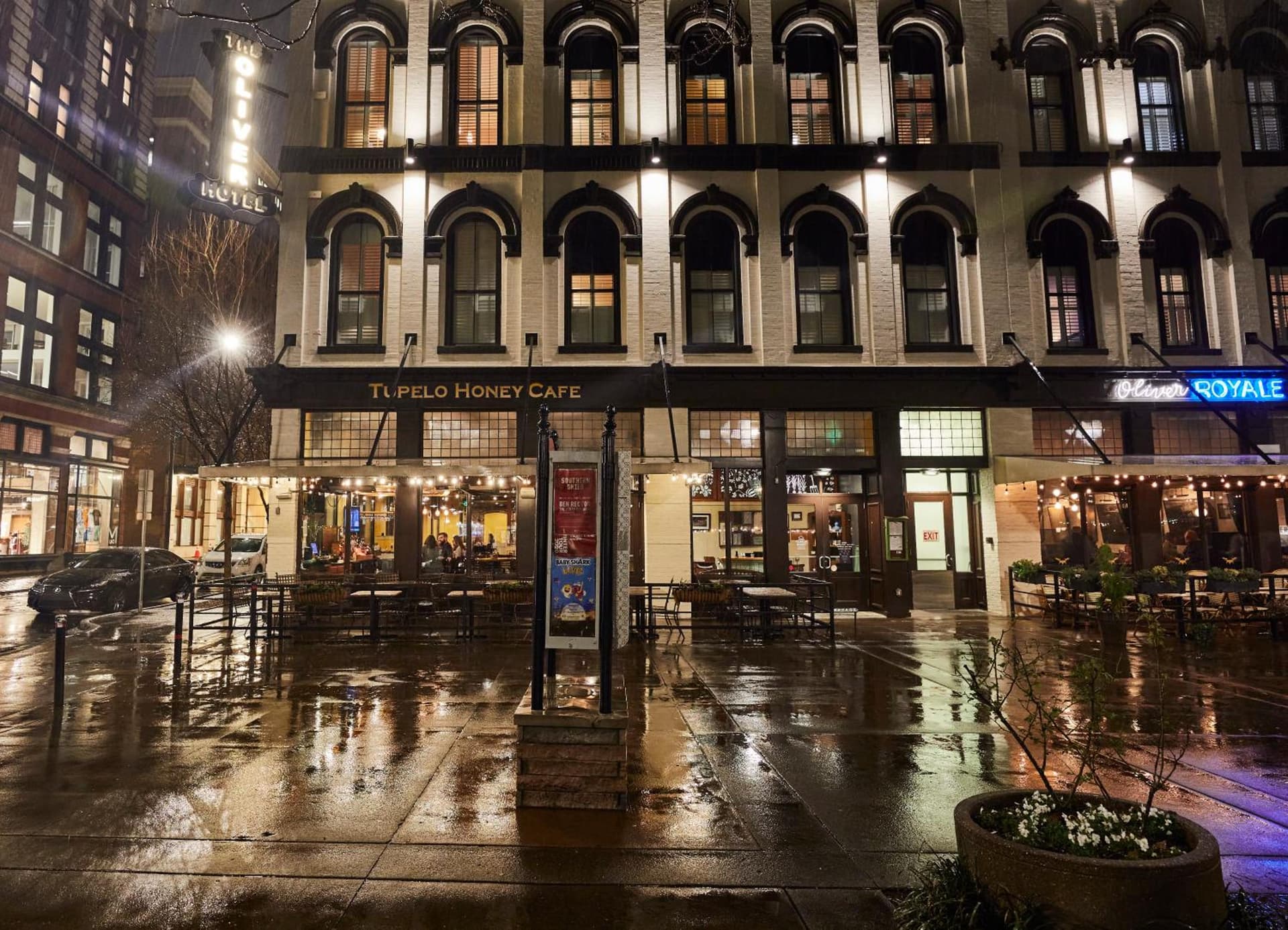 The Oliver Hotel Knoxville, by Oliver interior in Knoxville, TN — gallery photo 2