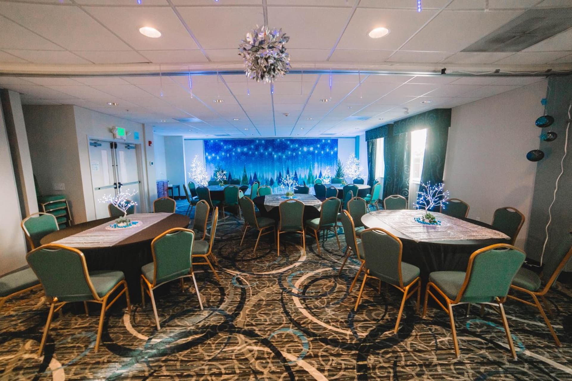 Holiday Inn Express & Suites Tacoma South - Lakewood by IHG gallery photo in Lakewood, WA — image 26