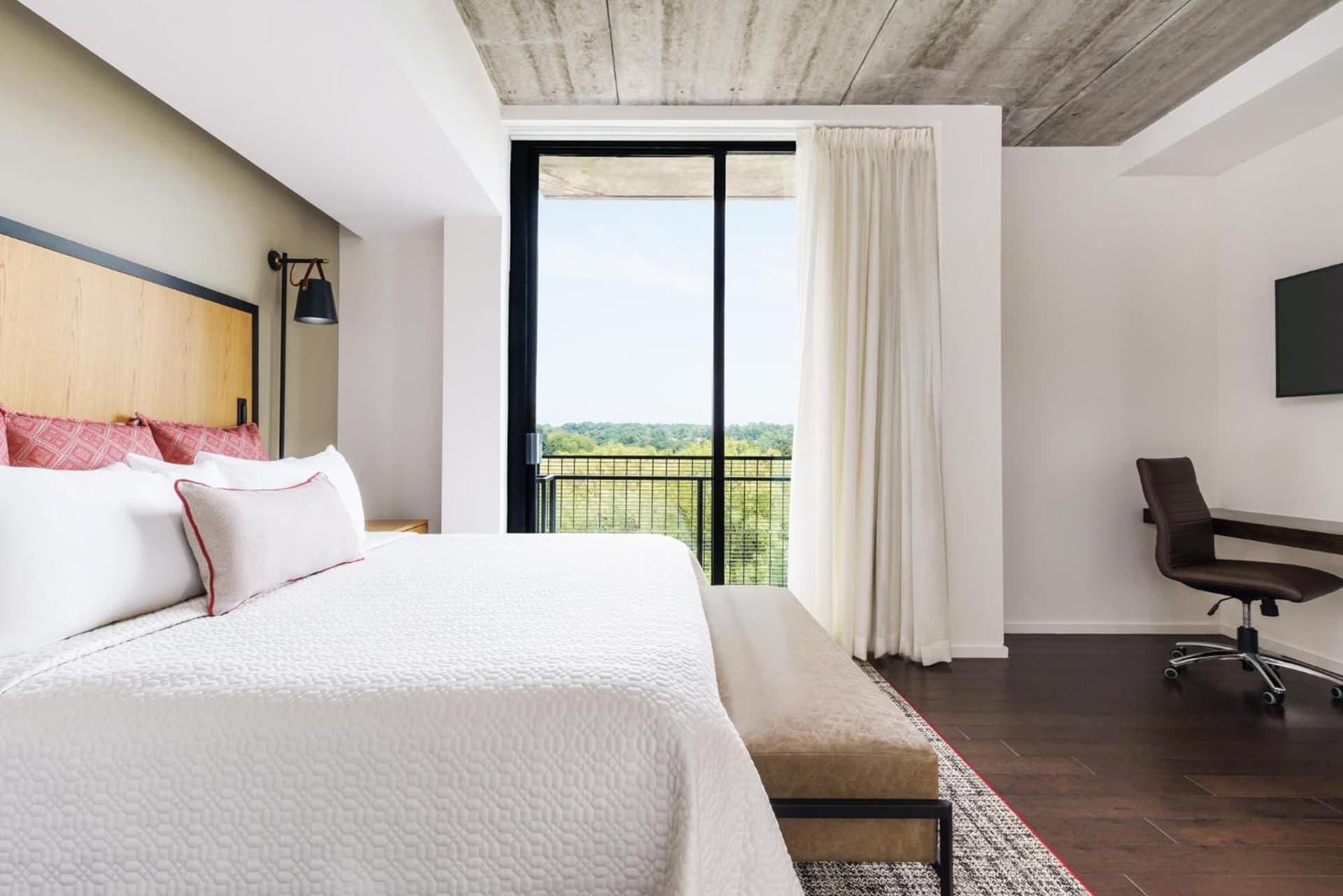 Hotel Indigo Athens - University Area by IHG gallery photo in Athens, GA — image 11