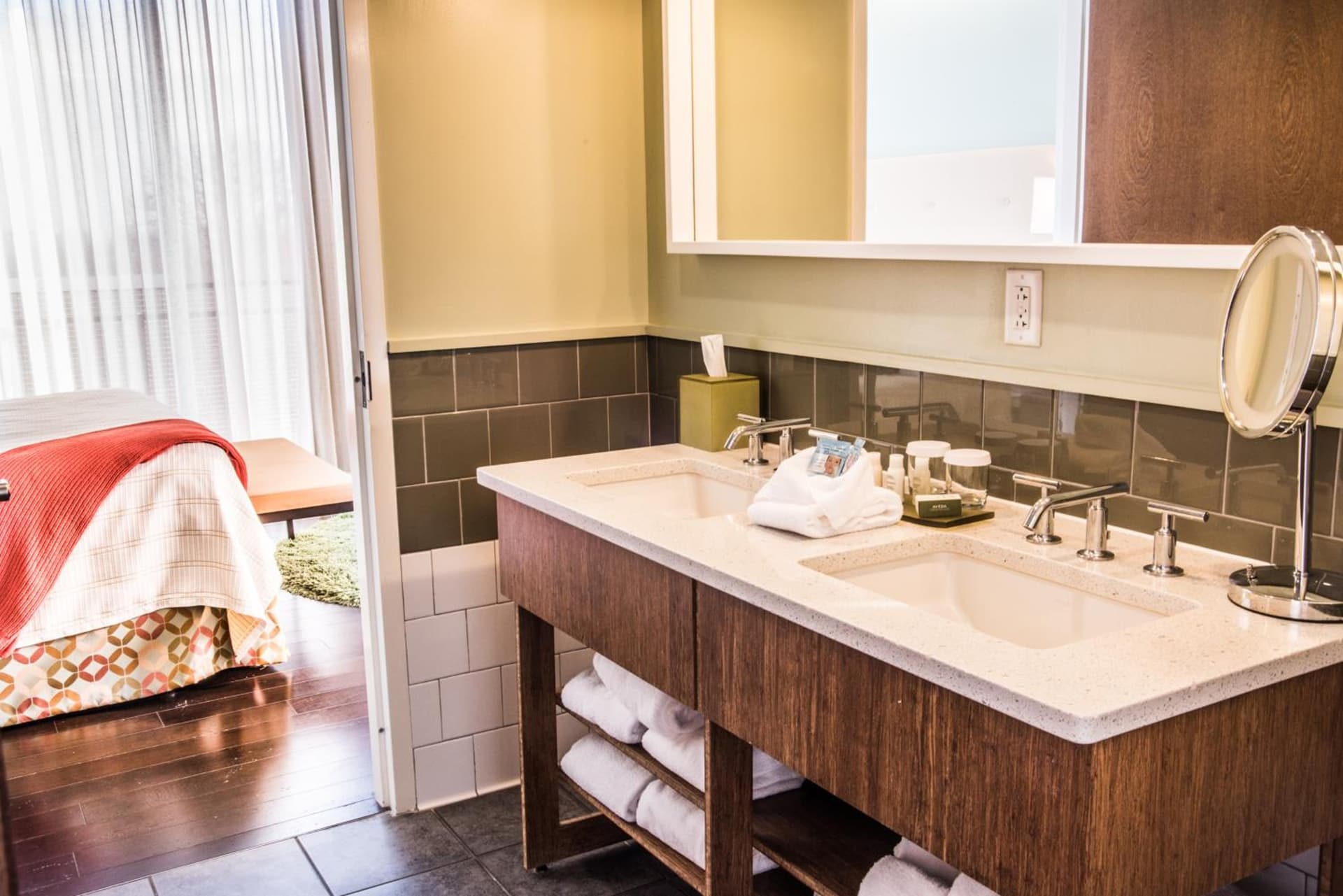 Hotel Indigo Athens - University Area by IHG gallery photo in Athens, GA — image 22