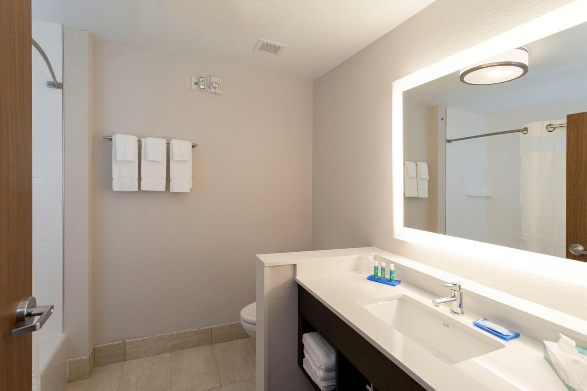 Holiday Inn Express & Suites Midland South I-20 by IHG gallery photo in Midland, TX — image 58