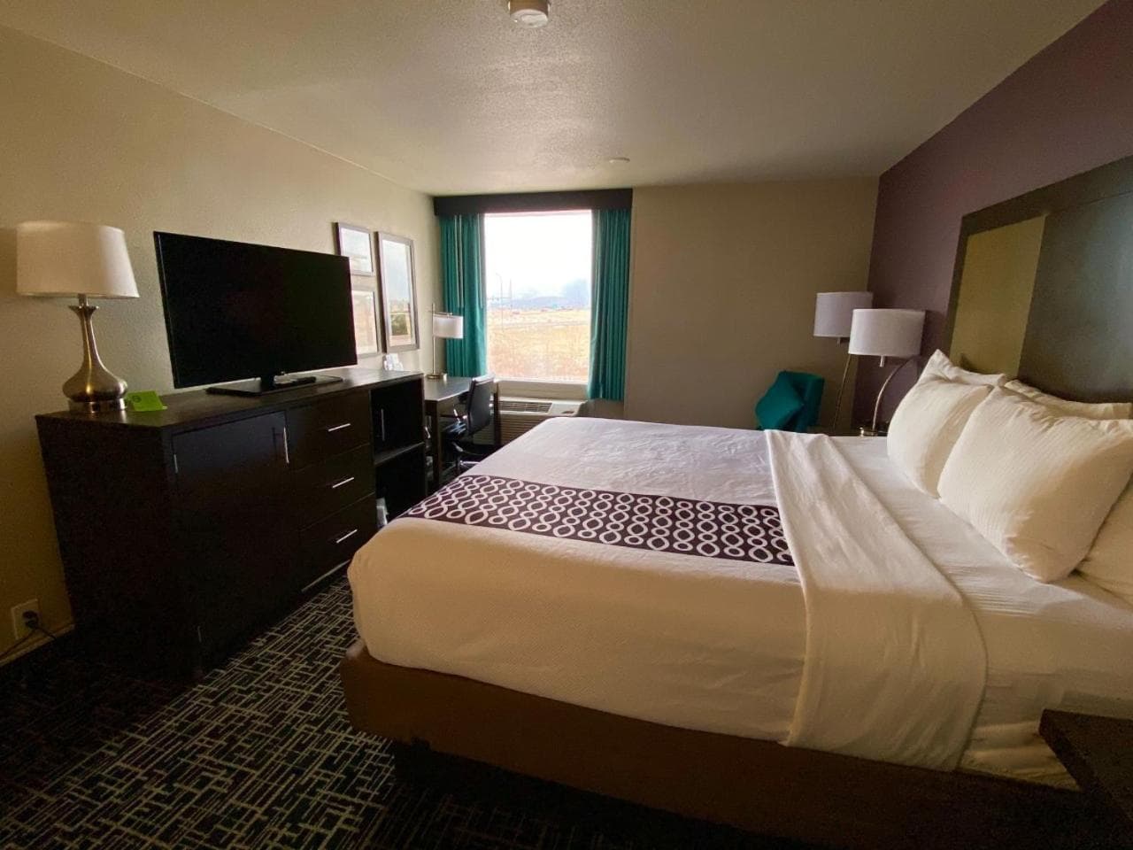 La Quinta by Wyndham Colorado Springs North gallery photo in Colorado Springs, CO — image 12