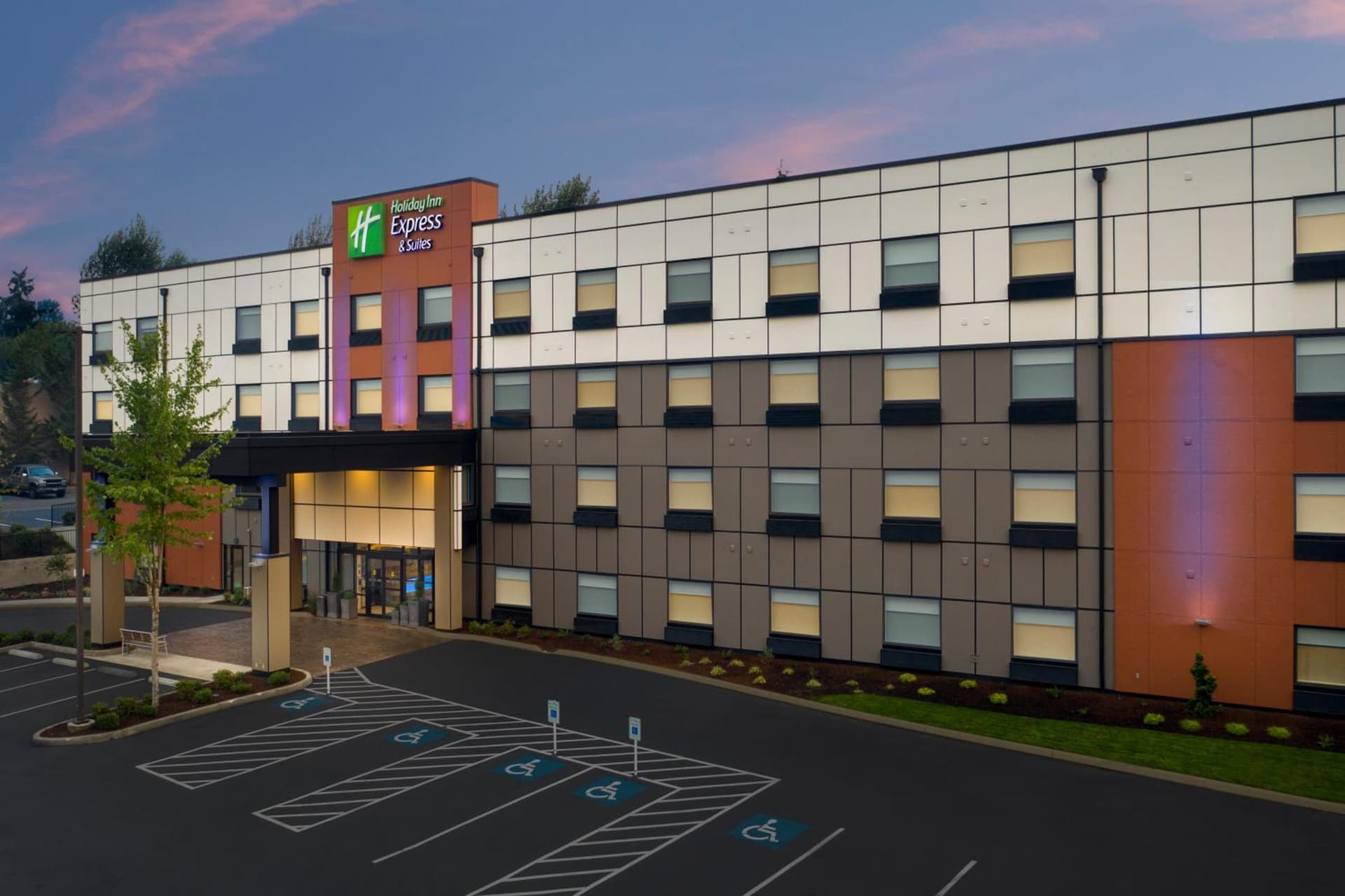 Holiday Inn Express Hotel & Suites Puyallup (Tacoma Area) by IHG gallery photo in Puyallup, WA — image 34