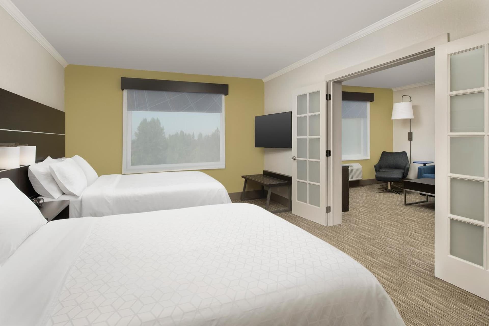 Holiday Inn Express Hotel & Suites Puyallup (Tacoma Area) by IHG gallery photo in Puyallup, WA — image 24