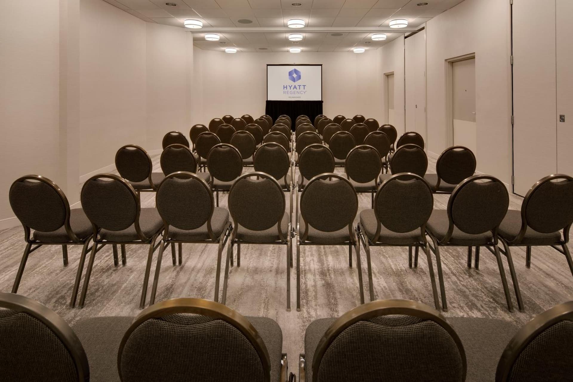Hyatt Regency Milwaukee gallery photo in Milwaukee, WI — image 10