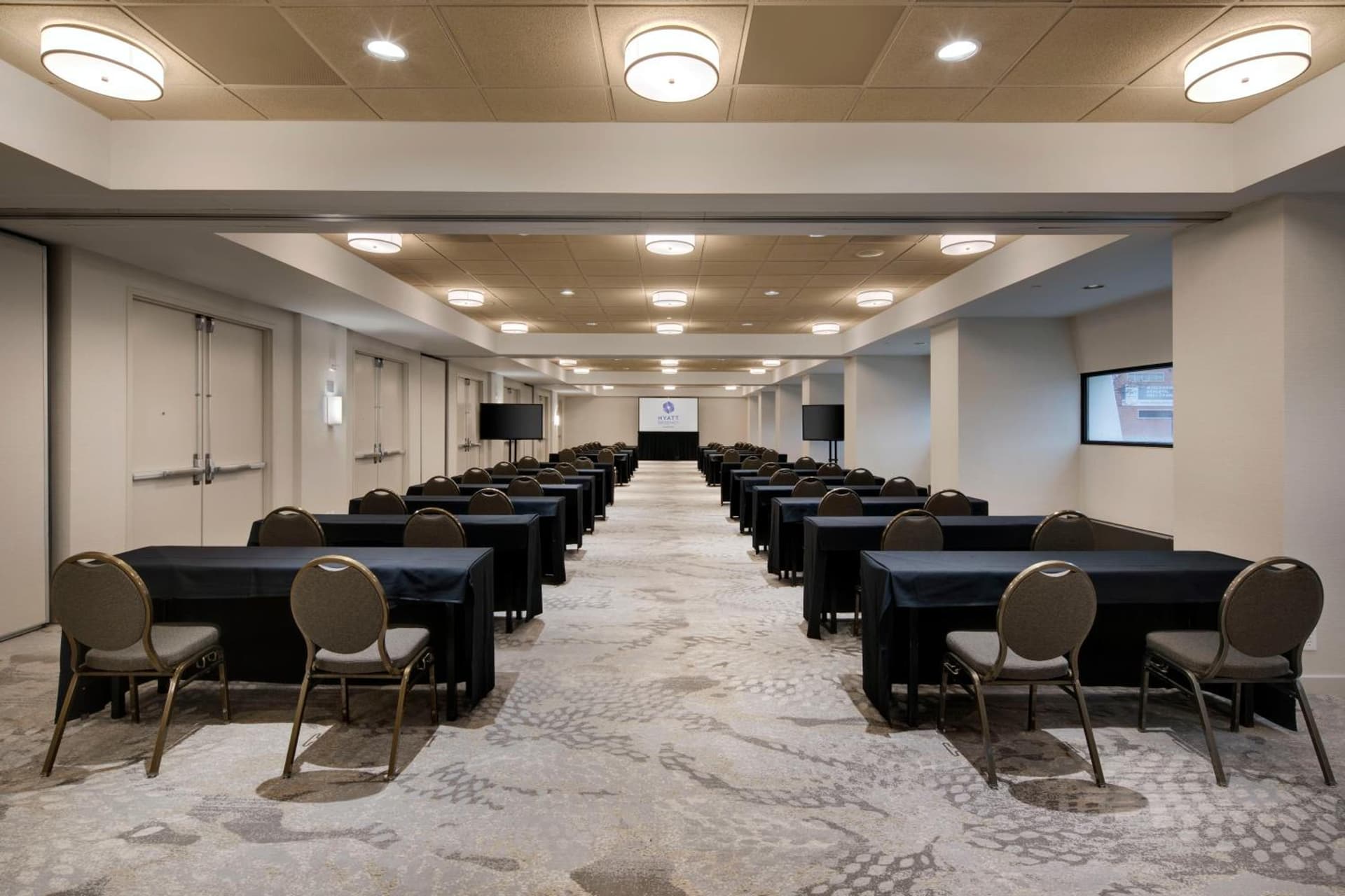 Hyatt Regency Milwaukee gallery photo in Milwaukee, WI — image 22