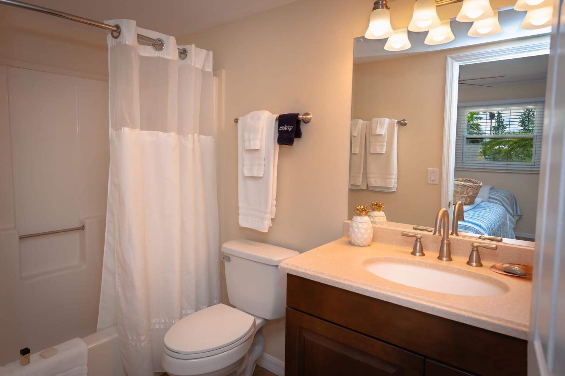 Cedar Cove Resort & Cottages gallery photo in Holmes Beach, FL — image 160