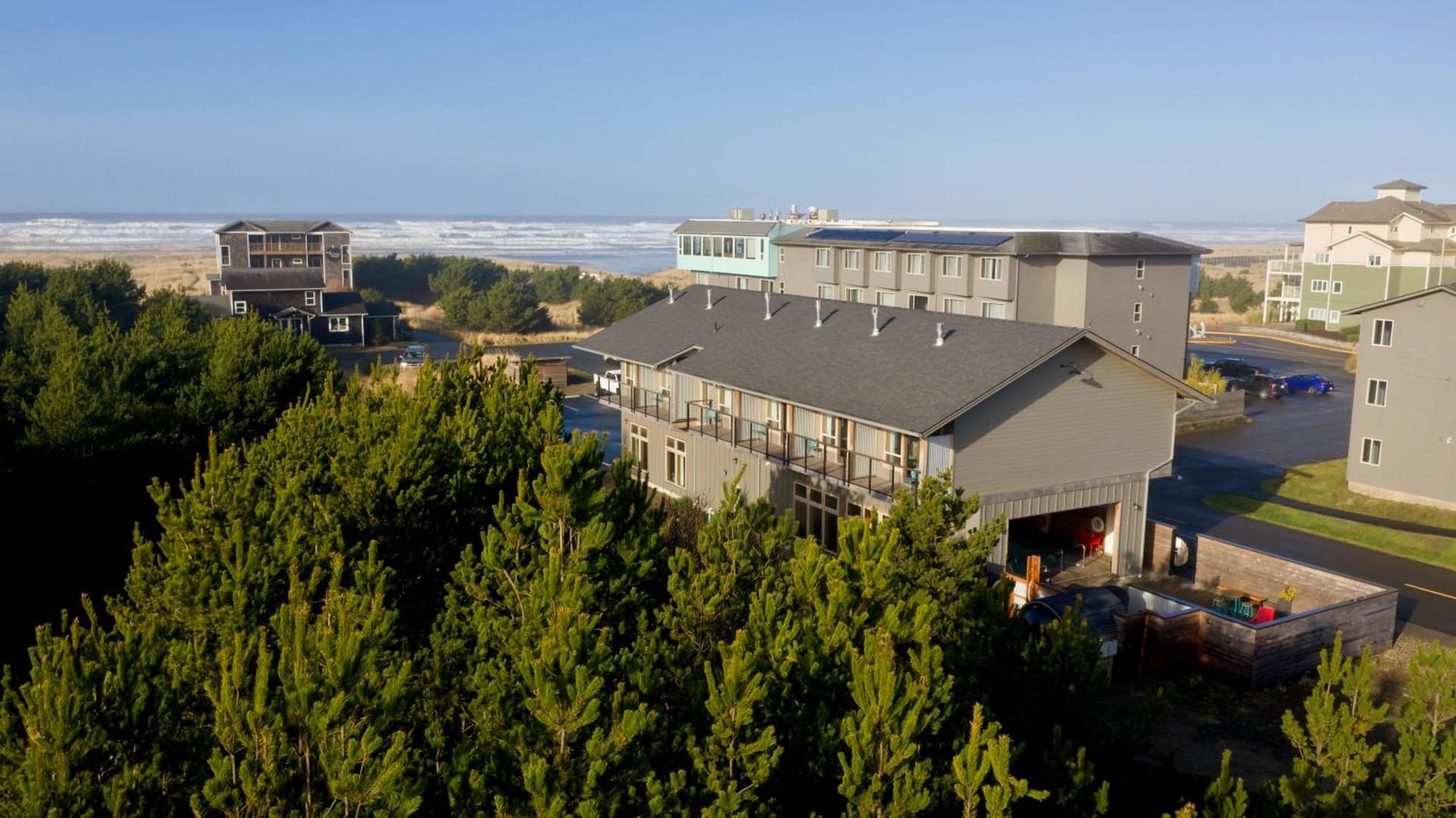Adrift Hotel featured exterior or lobby in Long Beach, WA — similar hotel