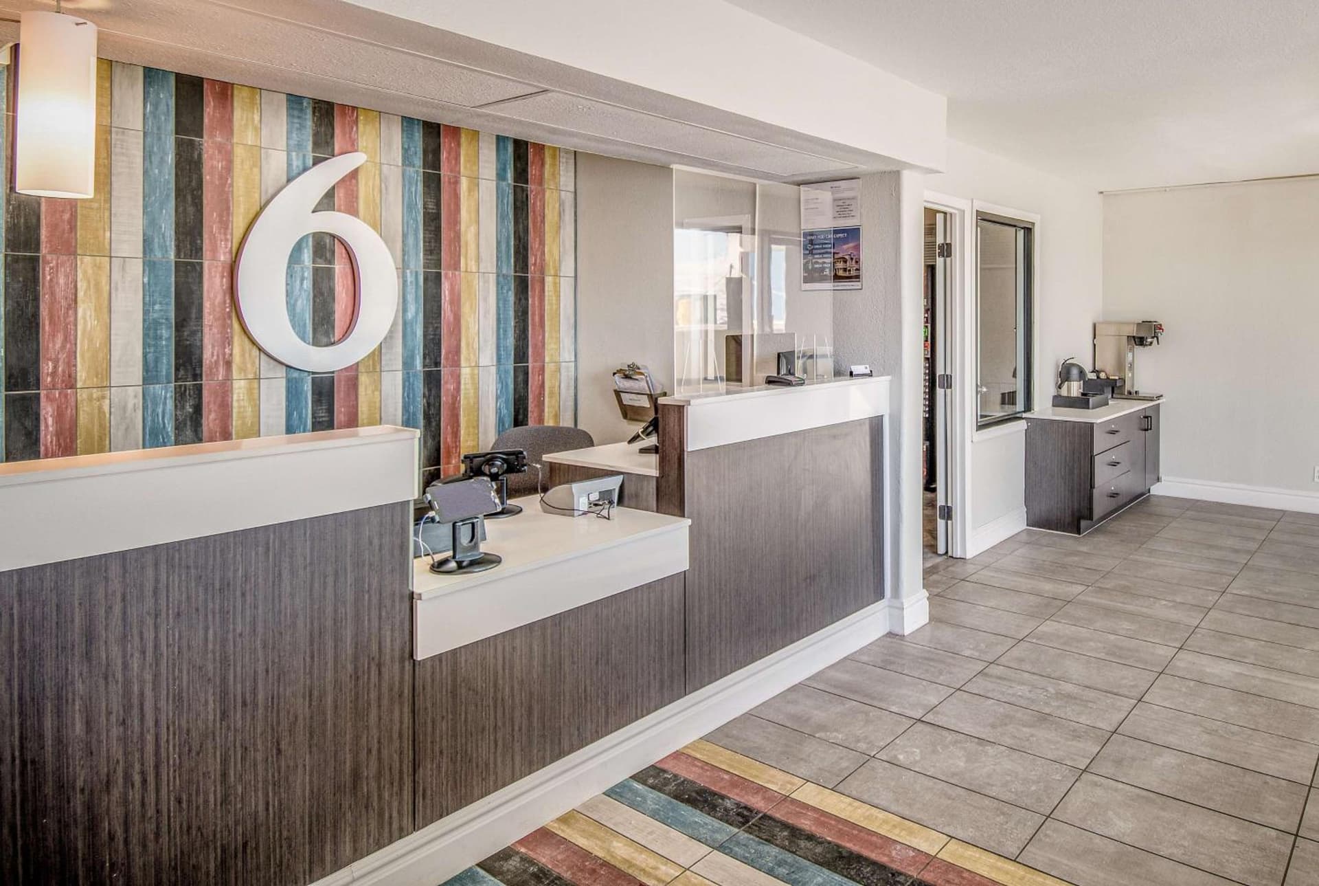 Motel 6-Elko, NV interior in Elko, NV — gallery photo 2