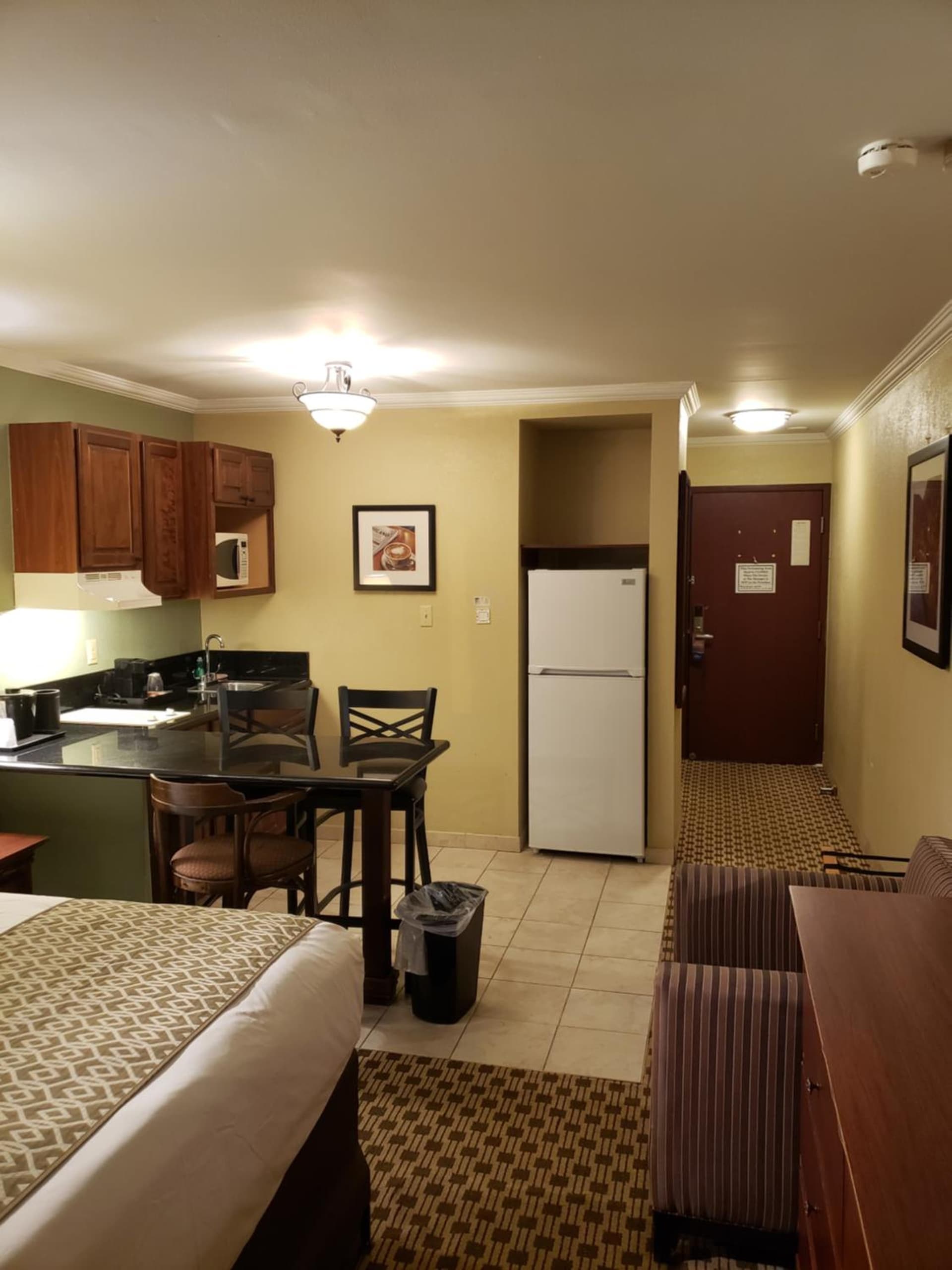 Baymont by Wyndham Pompton Plains/Wayne property views in Pompton Plains, NJ — gallery photo 3