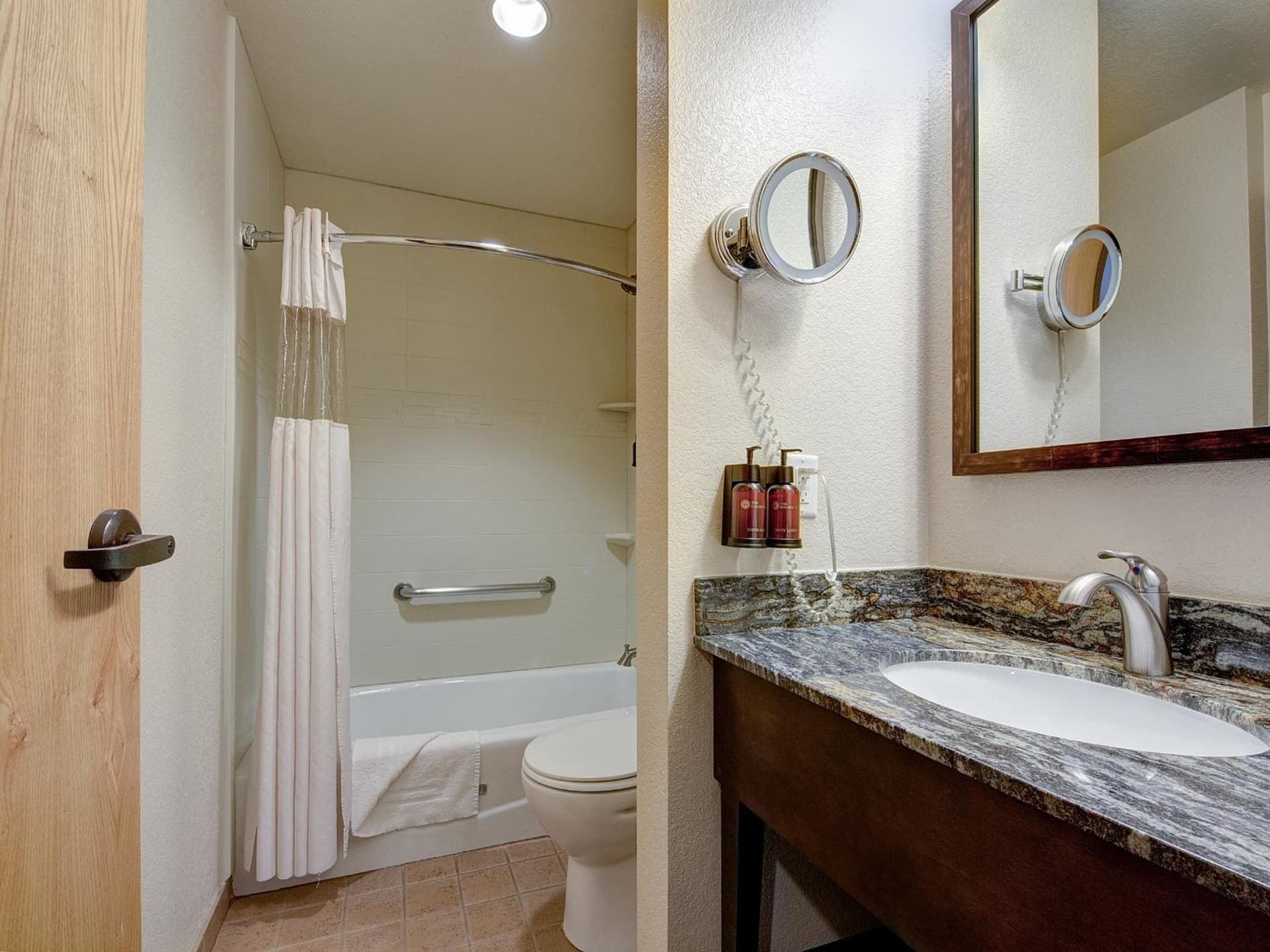 The Golden Hotel, an Ascend Collection Hotel property views in Golden, CO — gallery photo 3