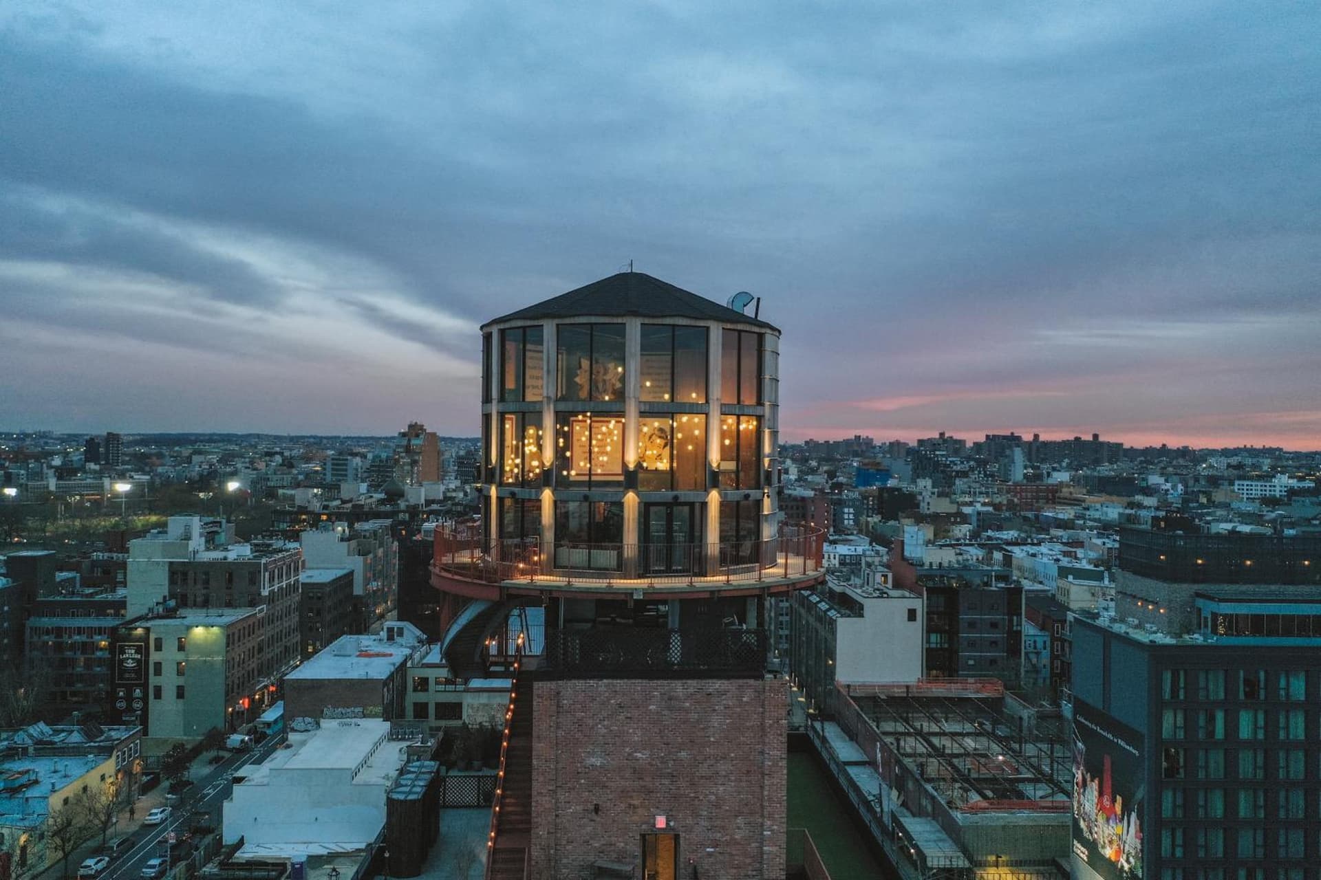 Arlo Williamsburg gallery photo in Brooklyn, NY — image 10