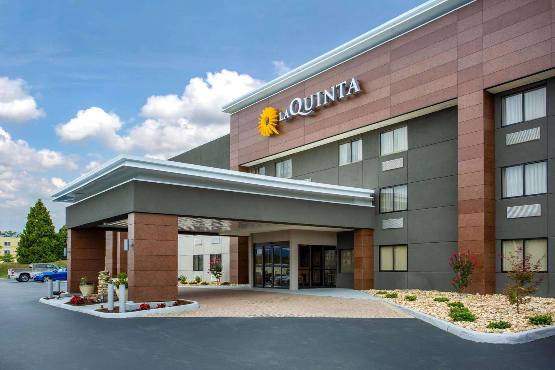 La Quinta Inn by Wyndham Roanoke Salem gallery photo in Salem, VA — image 18