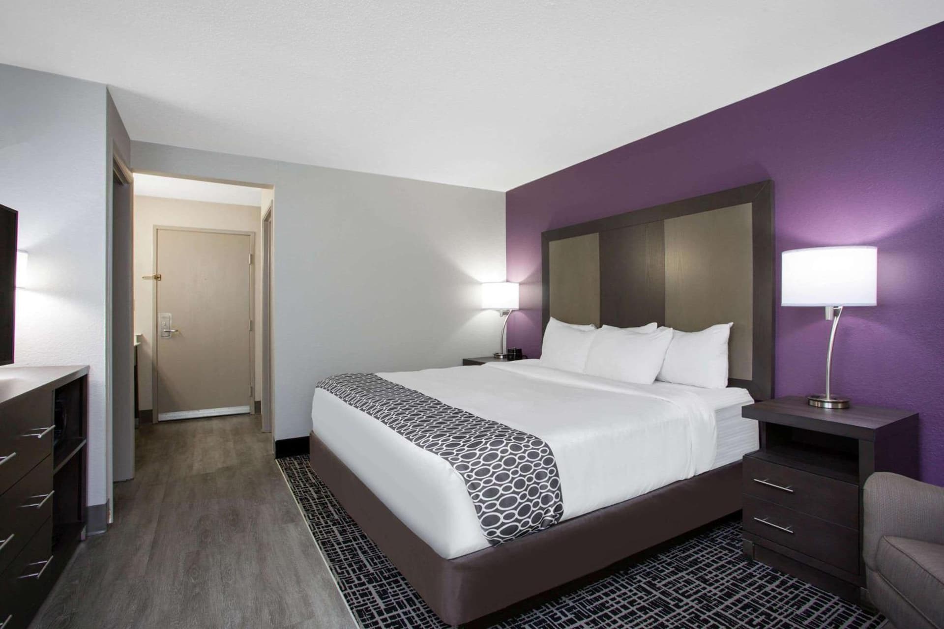 La Quinta Inn by Wyndham Roanoke Salem gallery photo in Salem, VA — image 49