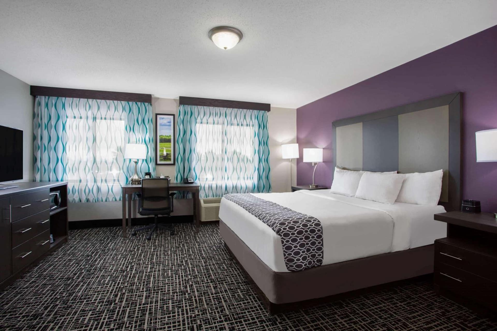 La Quinta Inn by Wyndham Roanoke Salem gallery photo in Salem, VA — image 17