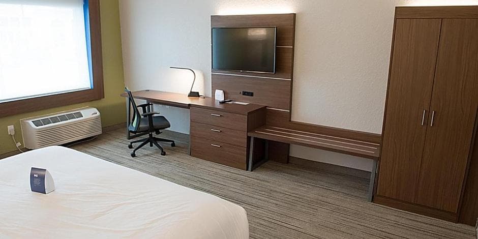 Holiday Inn Express & Suites Dayton North - Vandalia by IHG gallery photo in Dayton, OH — image 13