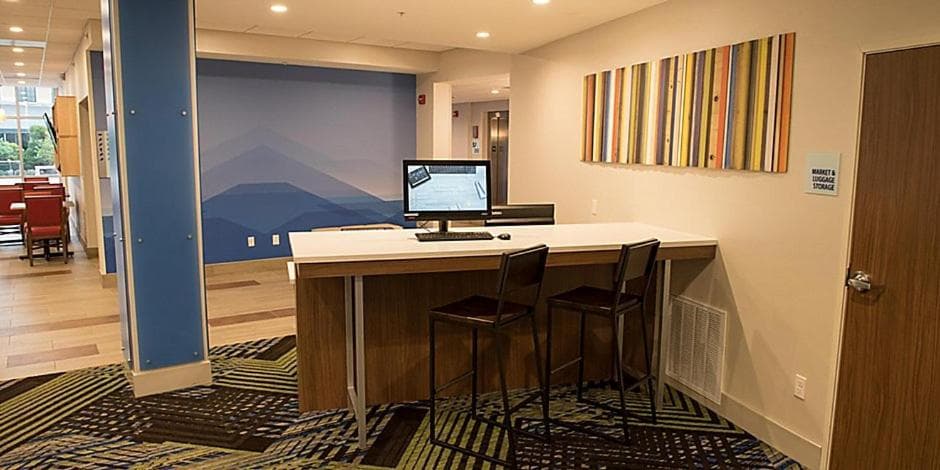 Holiday Inn Express & Suites Dayton North - Vandalia by IHG gallery photo in Dayton, OH — image 27