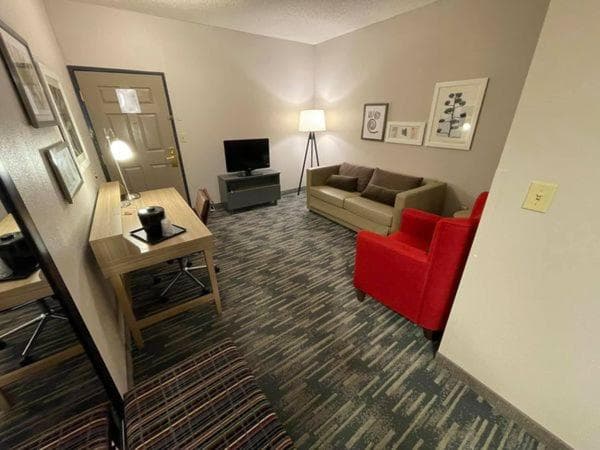 Country Inn & Suites by Radisson, Aiken South property views in Aiken, SC — gallery photo 3