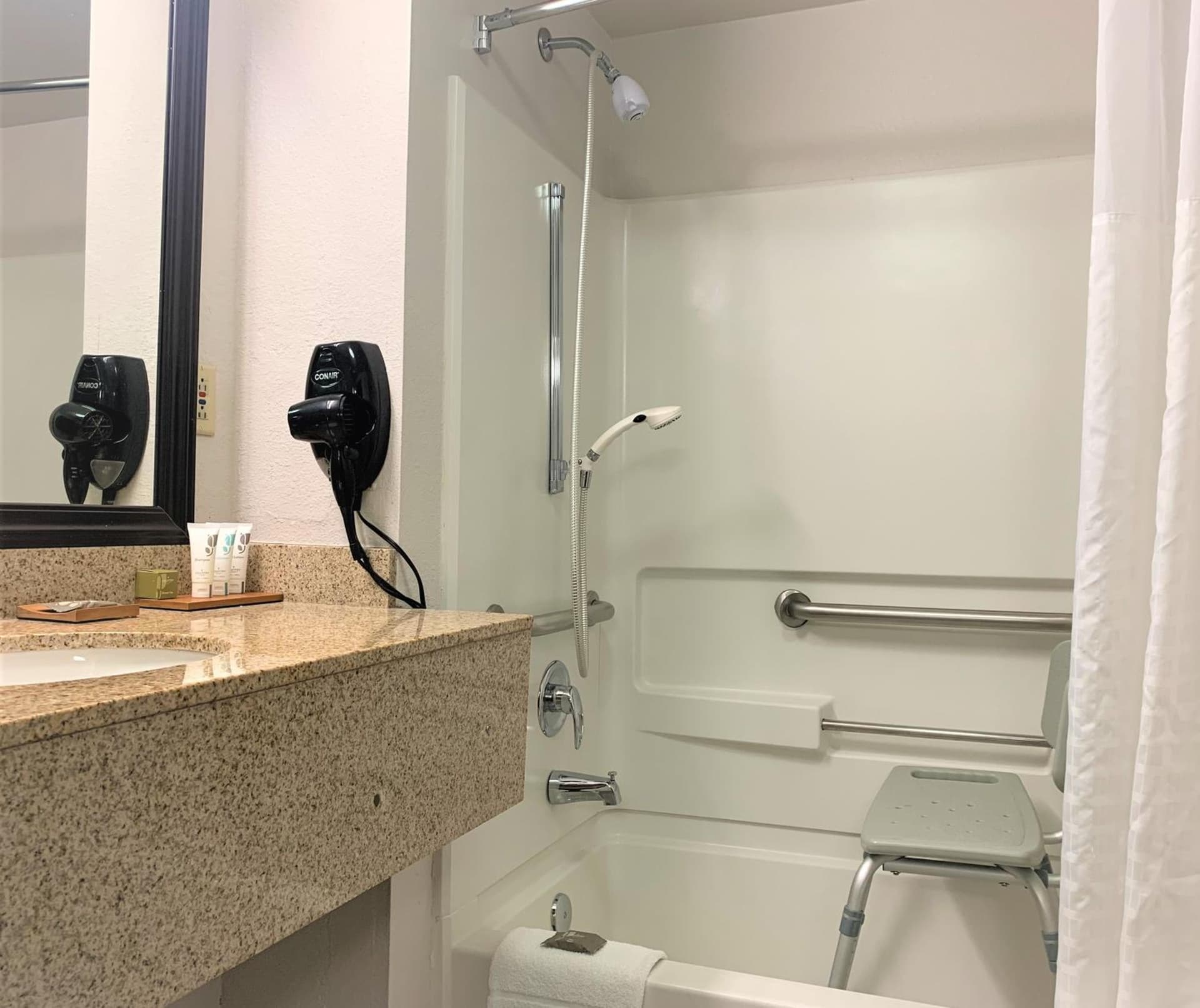 Country Inn & Suites by Radisson, Clarksville, TN gallery photo in Clarksville, TN — image 34