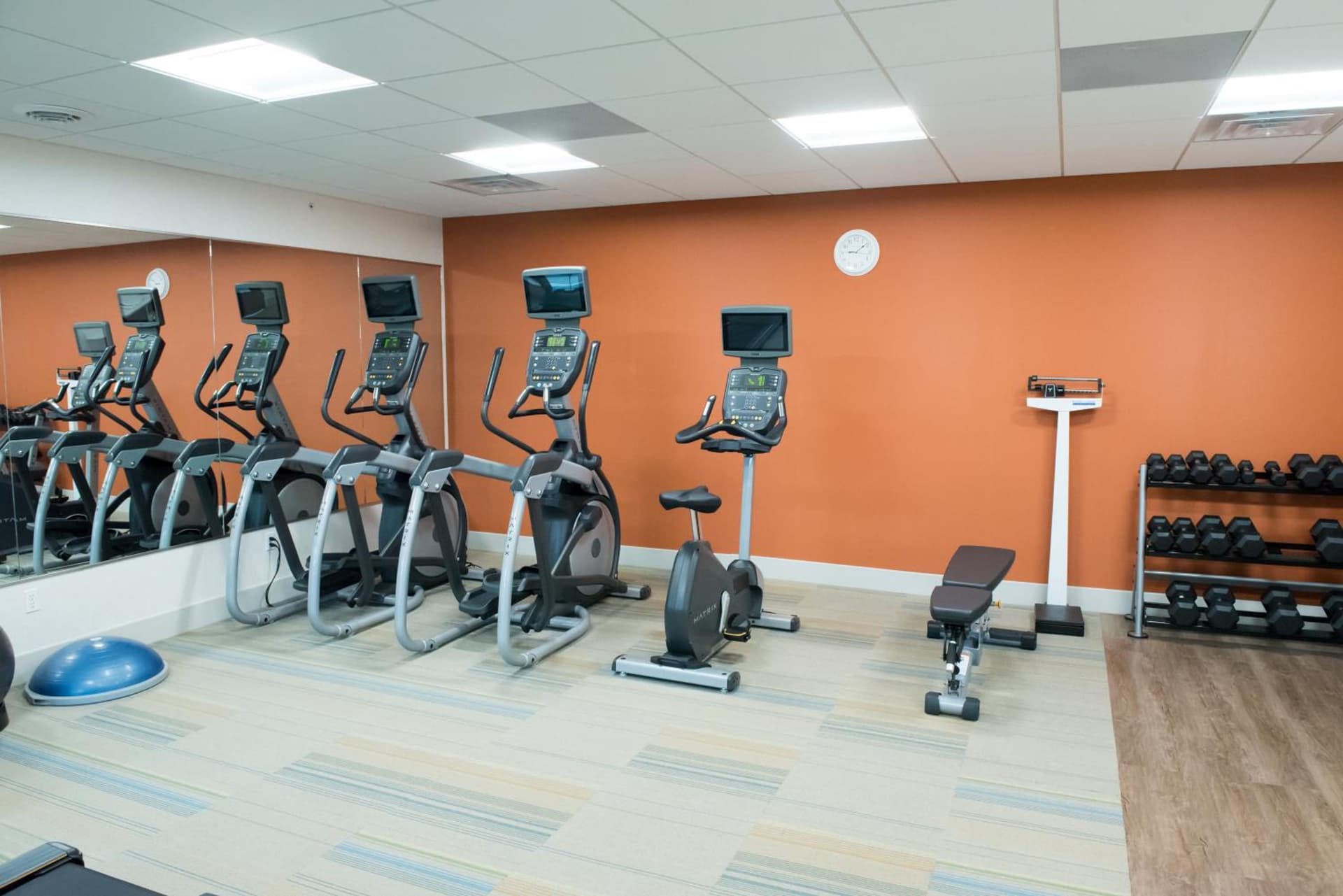 Holiday Inn Express & Suites Dayton North - Vandalia by IHG gallery photo in Dayton, OH — image 4