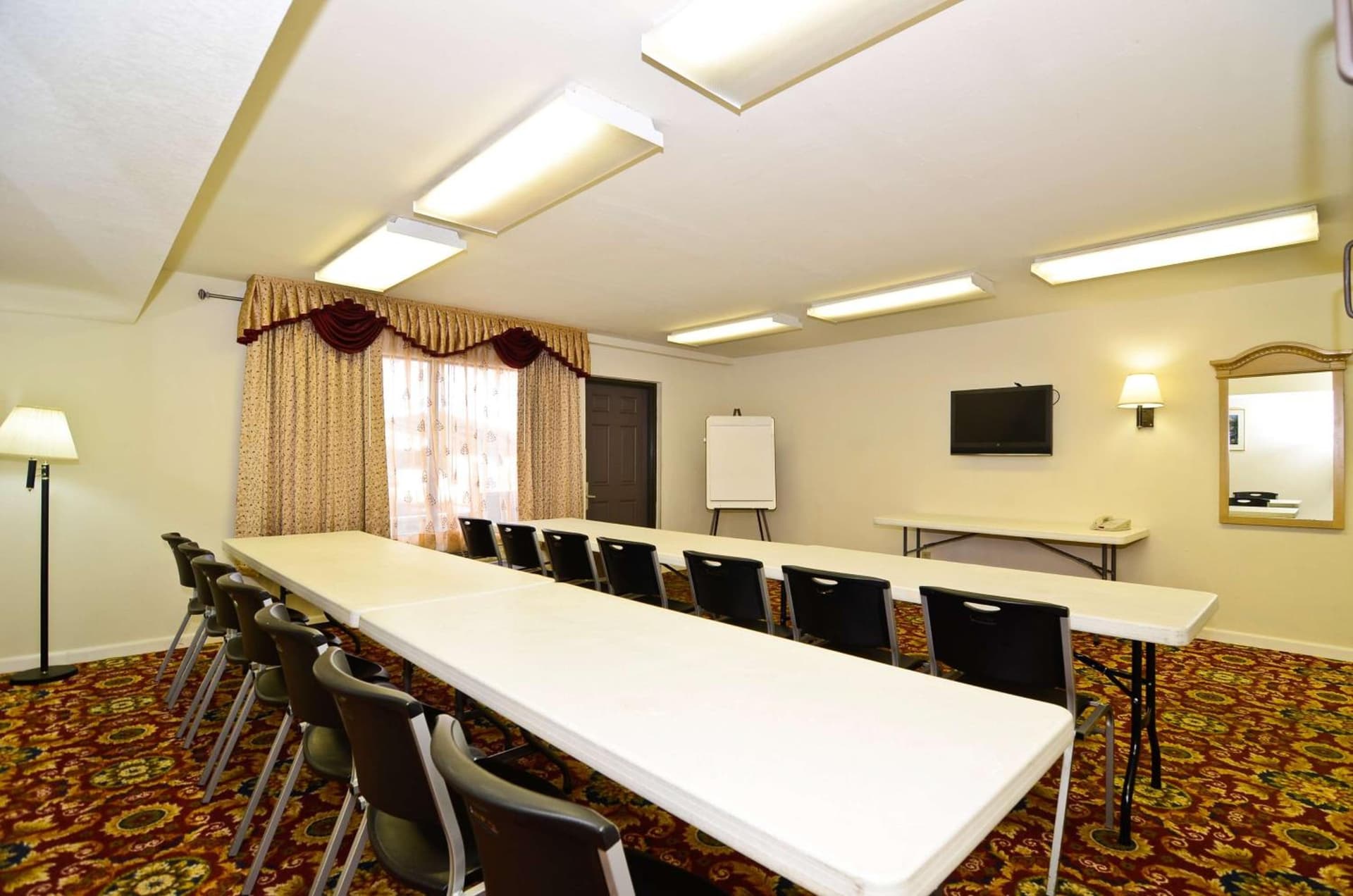 Americas Best Value Inn Fort Myers property views in Fort Myers, FL — gallery photo 3