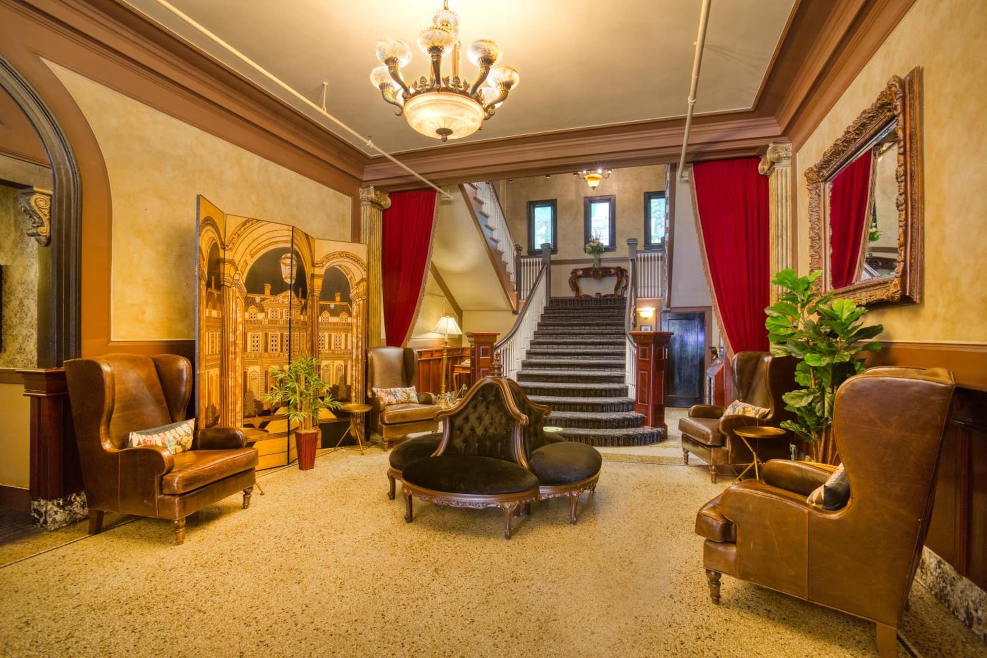 MarQueen Hotel - NEWLY RENOVATED property views in Seattle, WA — gallery photo 3