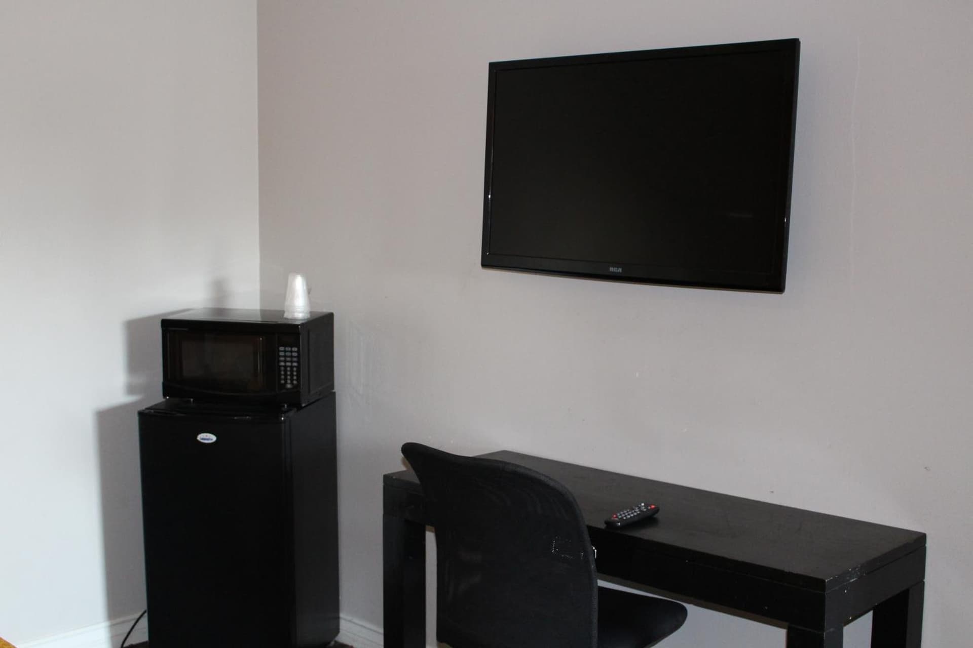 LYFE INN & SUITES by AGA - LAX Airport gallery photo in Inglewood, CA — image 16
