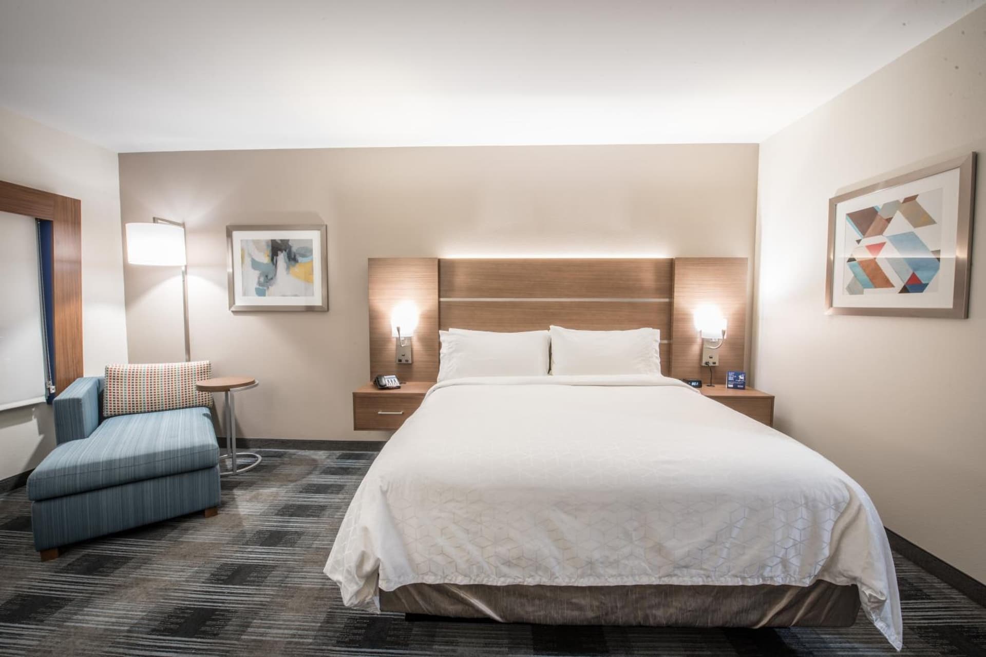 Holiday Inn Express & Suites - Houston Westchase - Westheimer by IHG gallery photo in Houston, TX — image 5