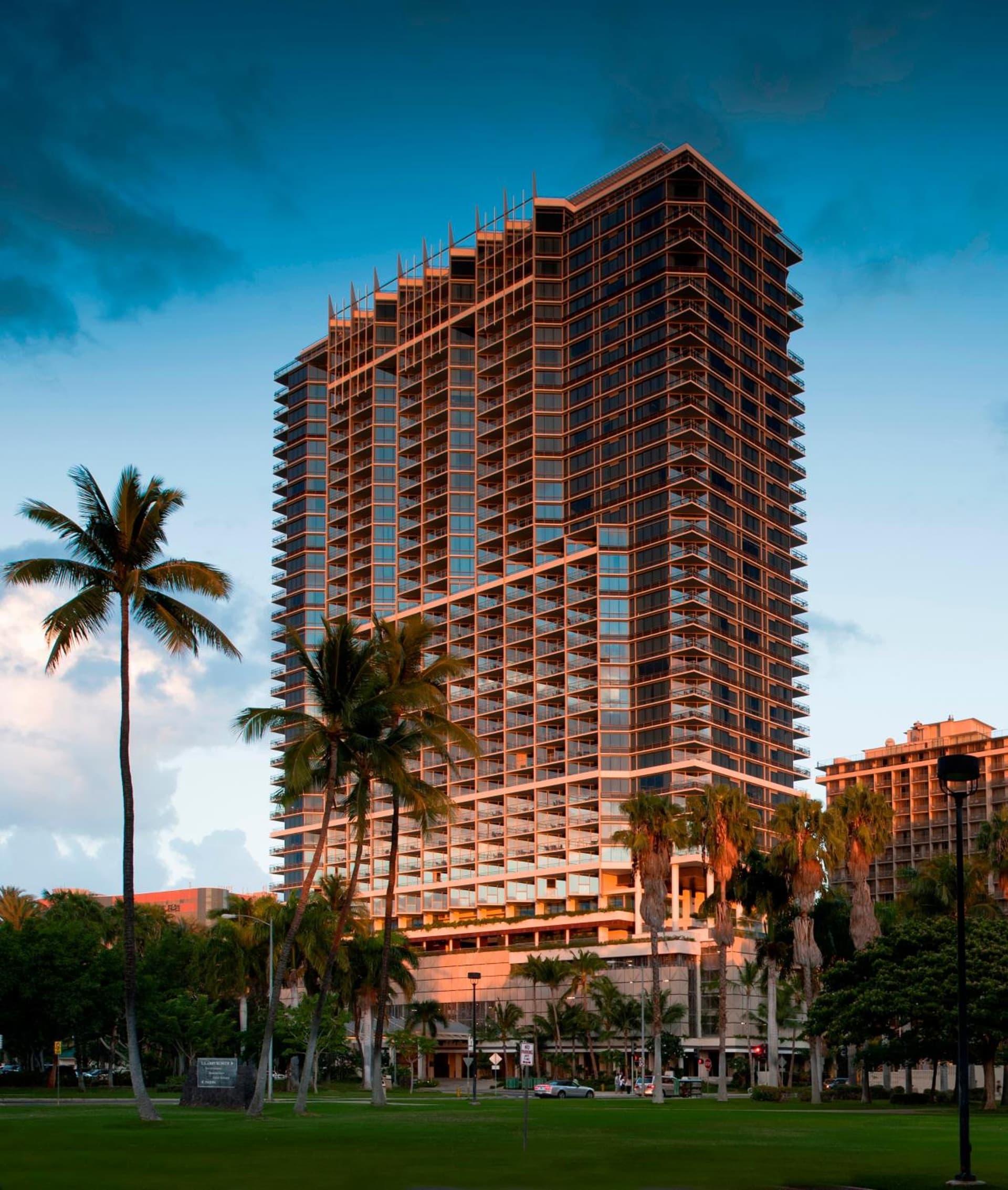 Ka Laʻi Waikiki Beach, LXR Hotels & Resorts gallery photo in Honolulu, HI — image 12