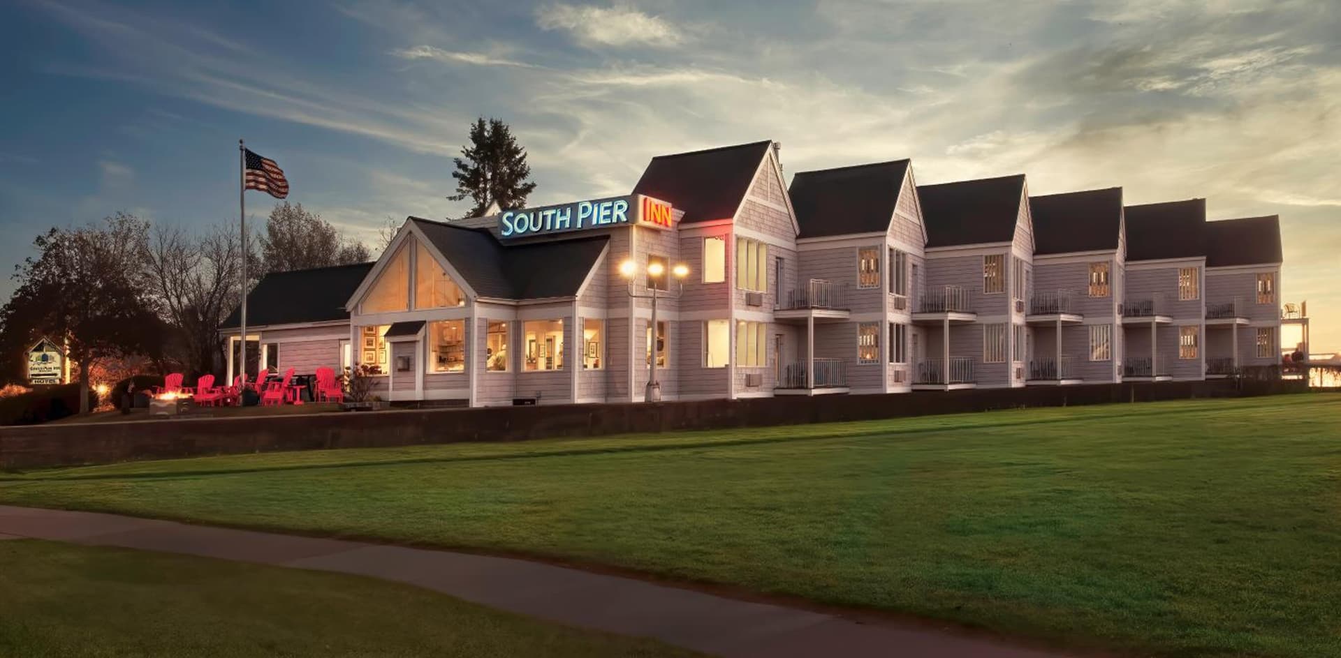 South Pier Inn interior in Duluth, MN — gallery photo 2